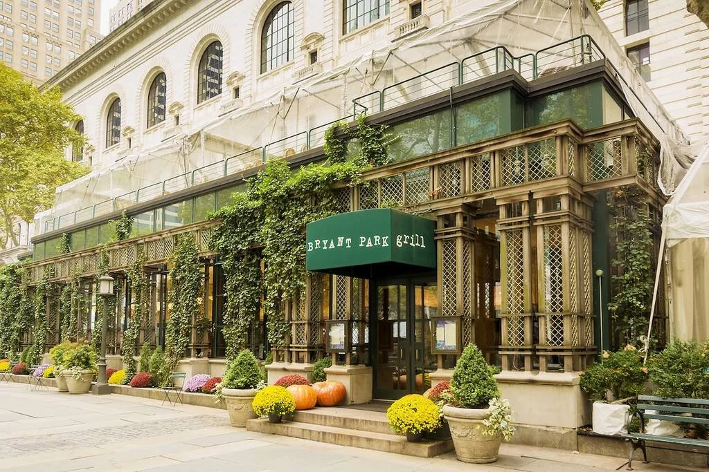 Sunday night Dec. 28th - Dinner in Bryant Park at the NY Public LIbrary and near the ice rink 