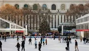 Bryant Park Ice Skating for the brave on Sunday evening!