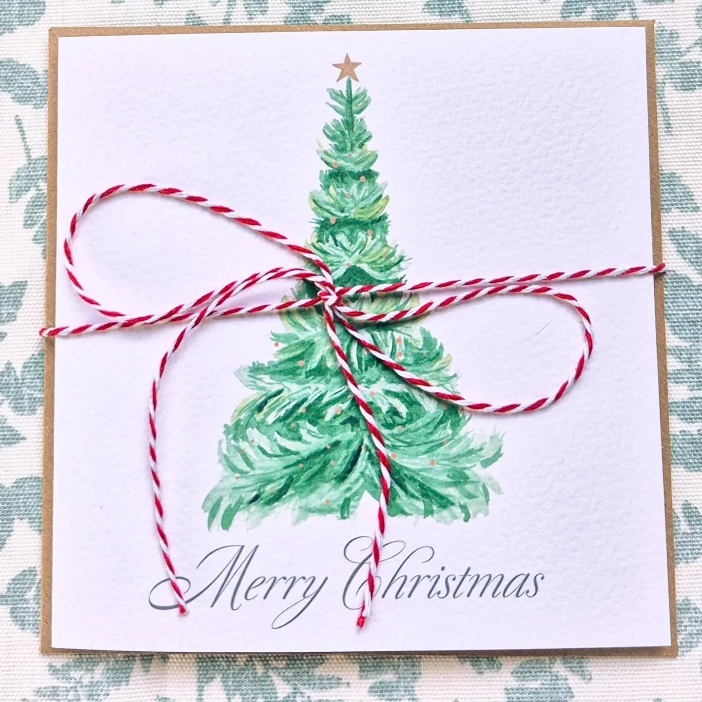A little Christmas collection is here! 
Cards and Gift tags full of charm ready to make your gifts shine! 

#palmierstudio #christmaswrapping #seasonalstationery #christmas2025