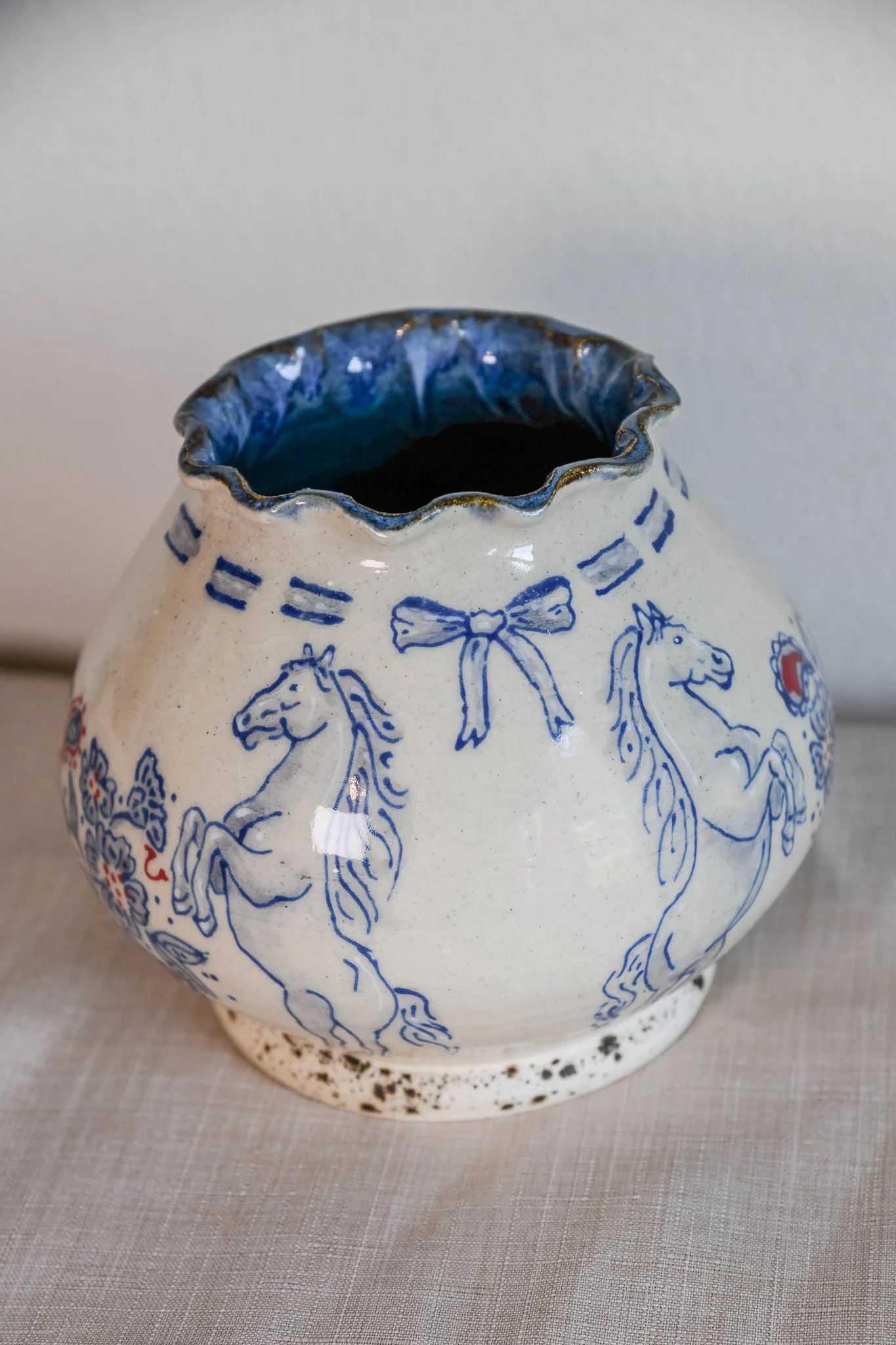 Horse Vase-1.jpg