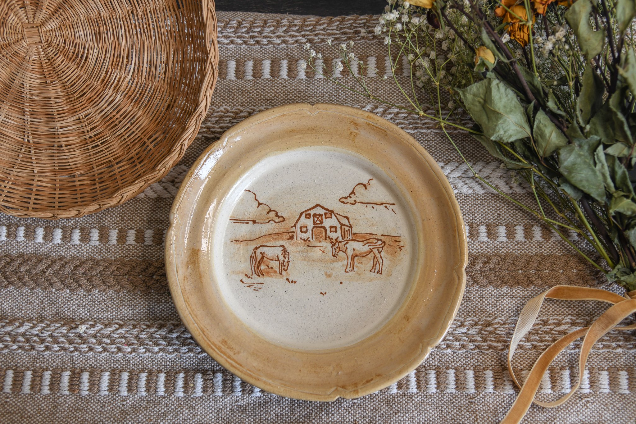 Barn& Horses Plate.jpg
