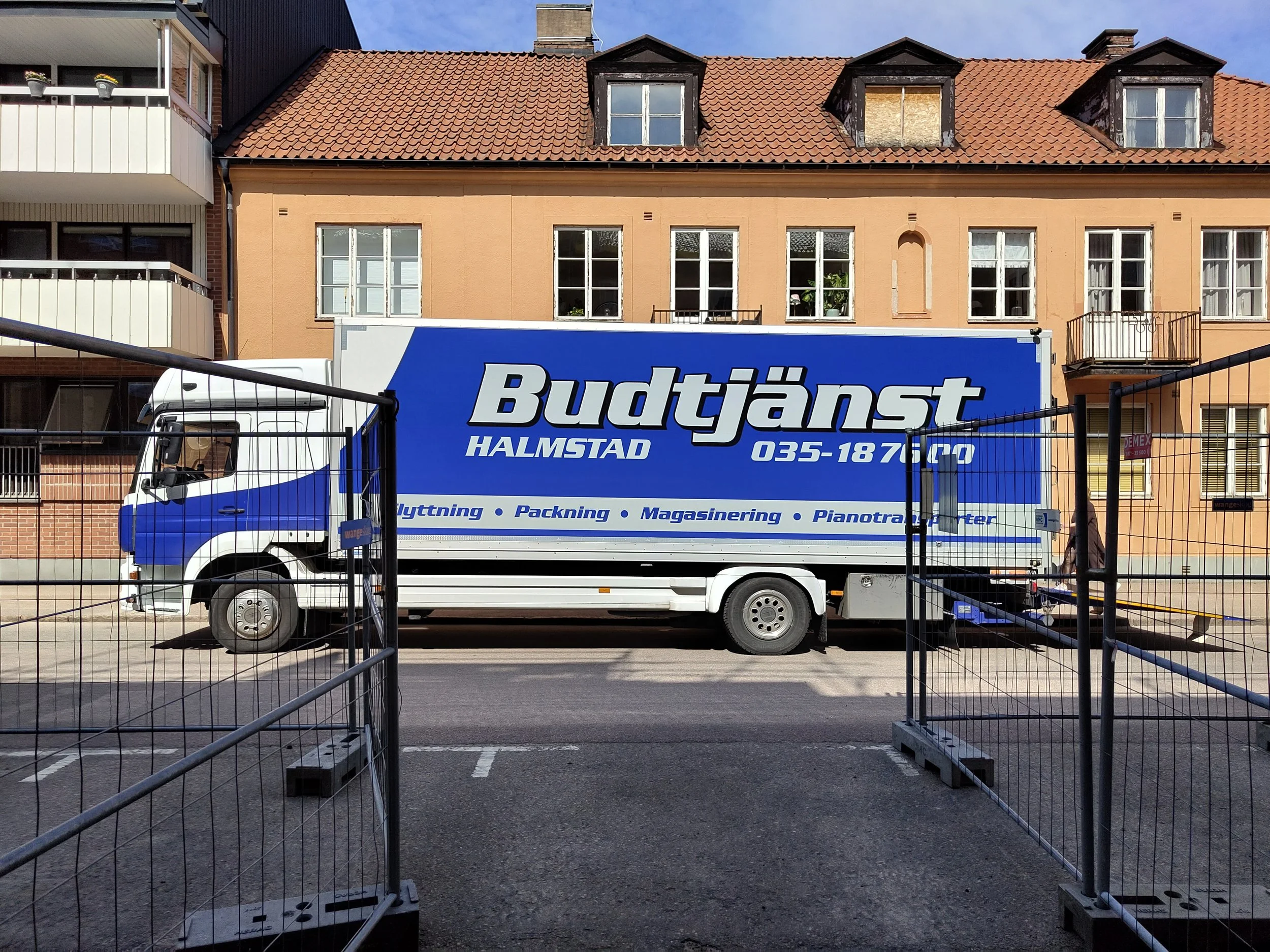 ⭐ Varför välja Budtjänst – Hallands mest trygga och erfarna flyttfirma