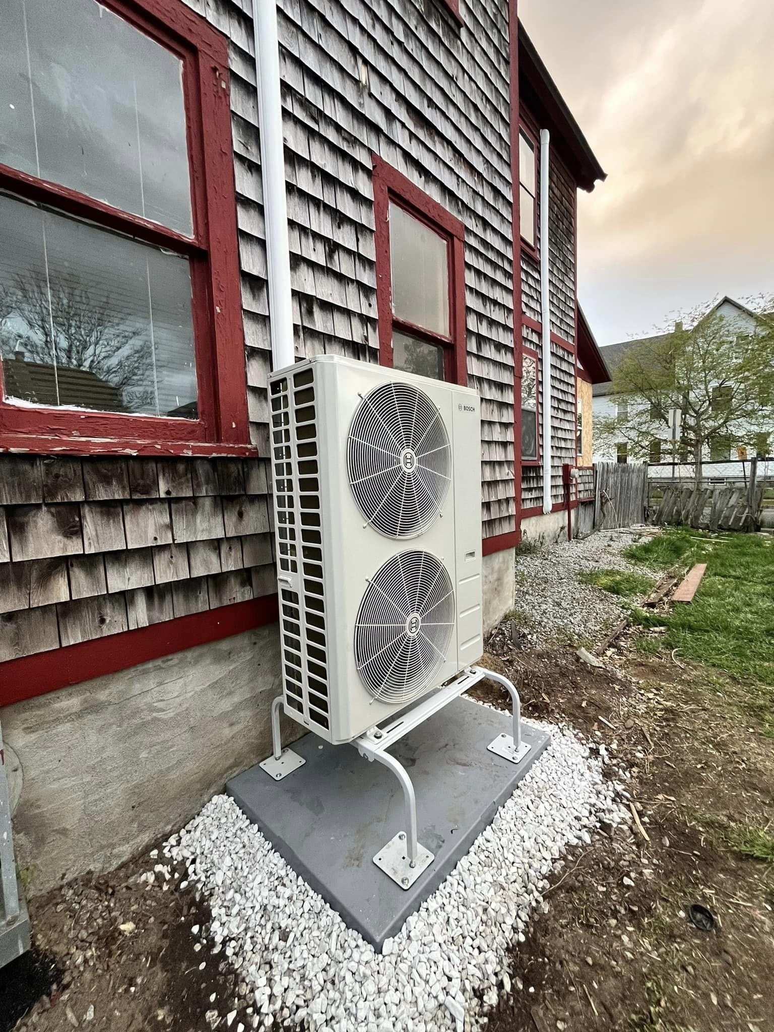 Mini Spli Multi Zone Codenser .jpg