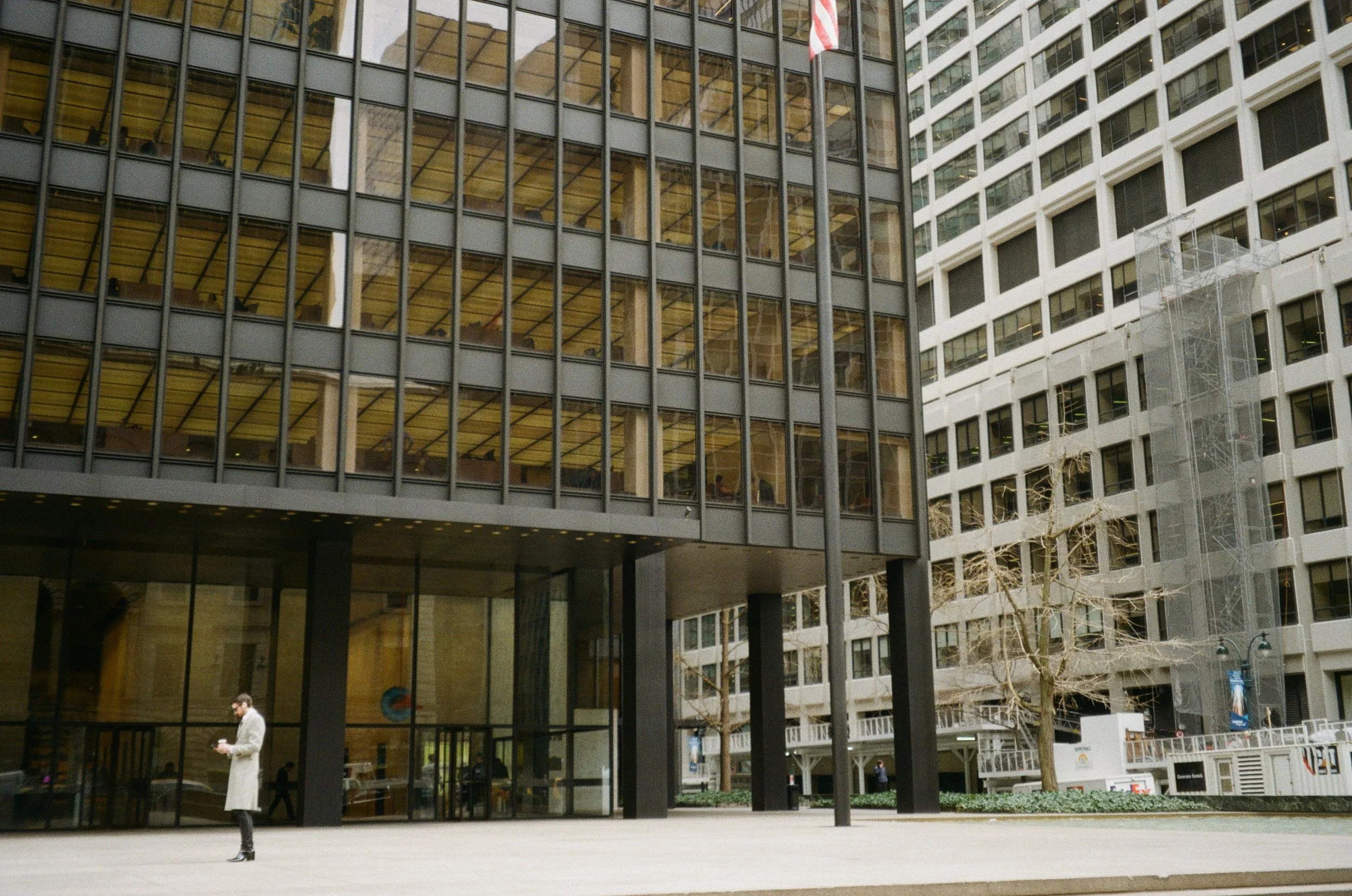 THE SEAGRAM BUILDING