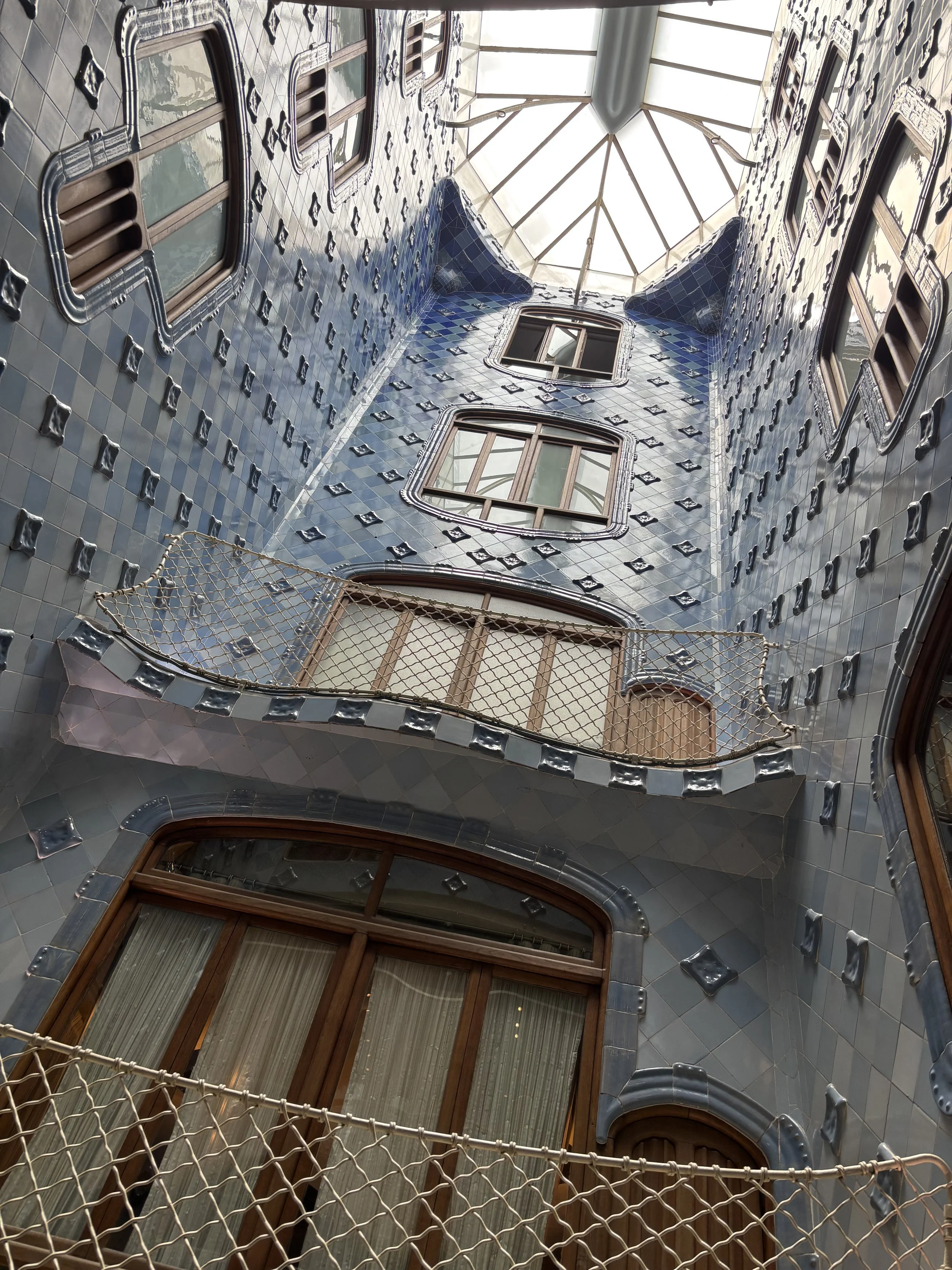 Stairwell. Casa Batlló. 2025. Digital.