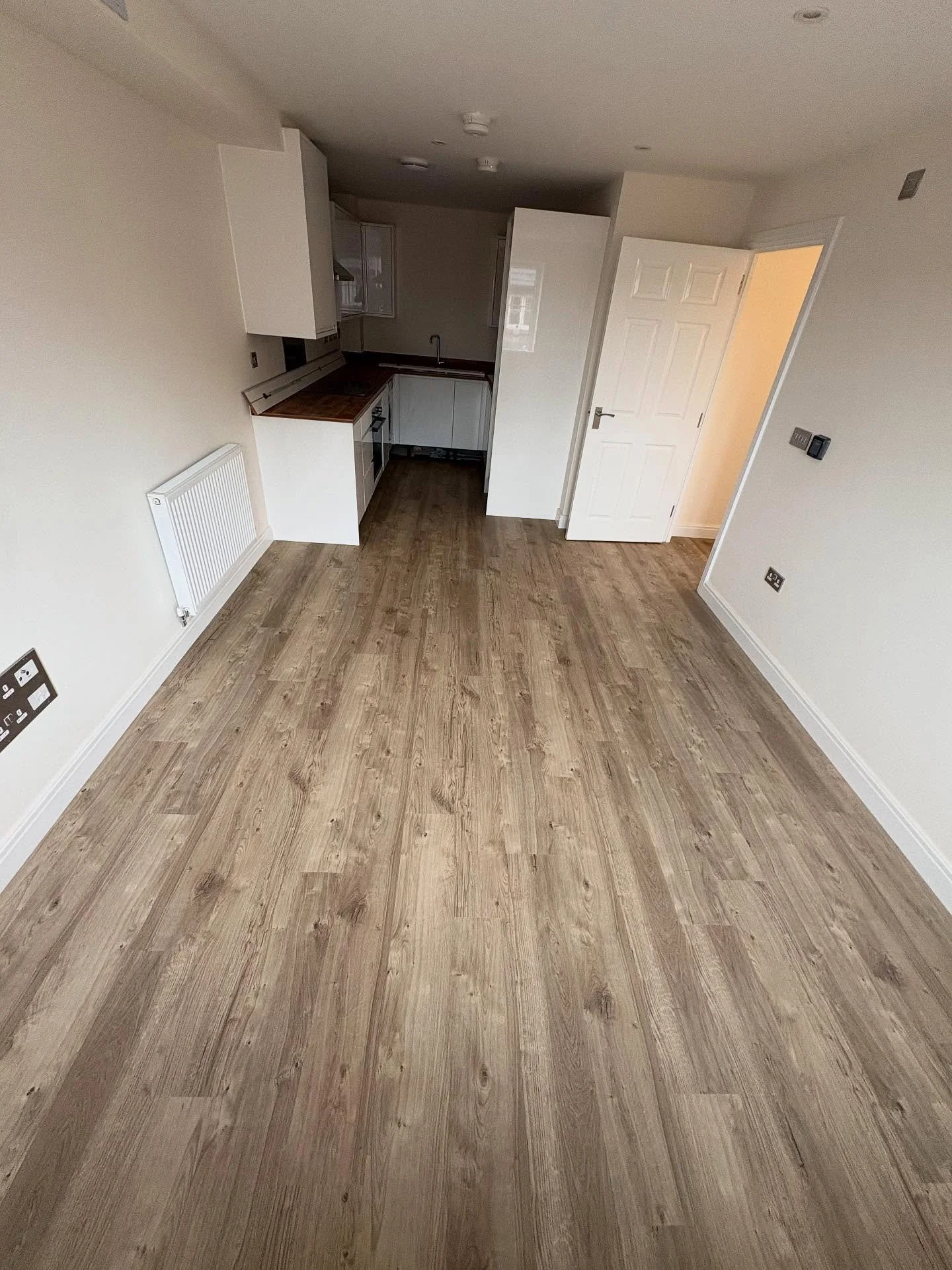 ✅ Another LVT installation complete and another happy customer!
Thinking about upgrading your floors? Drop us a message &mdash; we&rsquo;re here to help every step of the way.
📩 DM for a free quote or alternatively use any of the contact options.