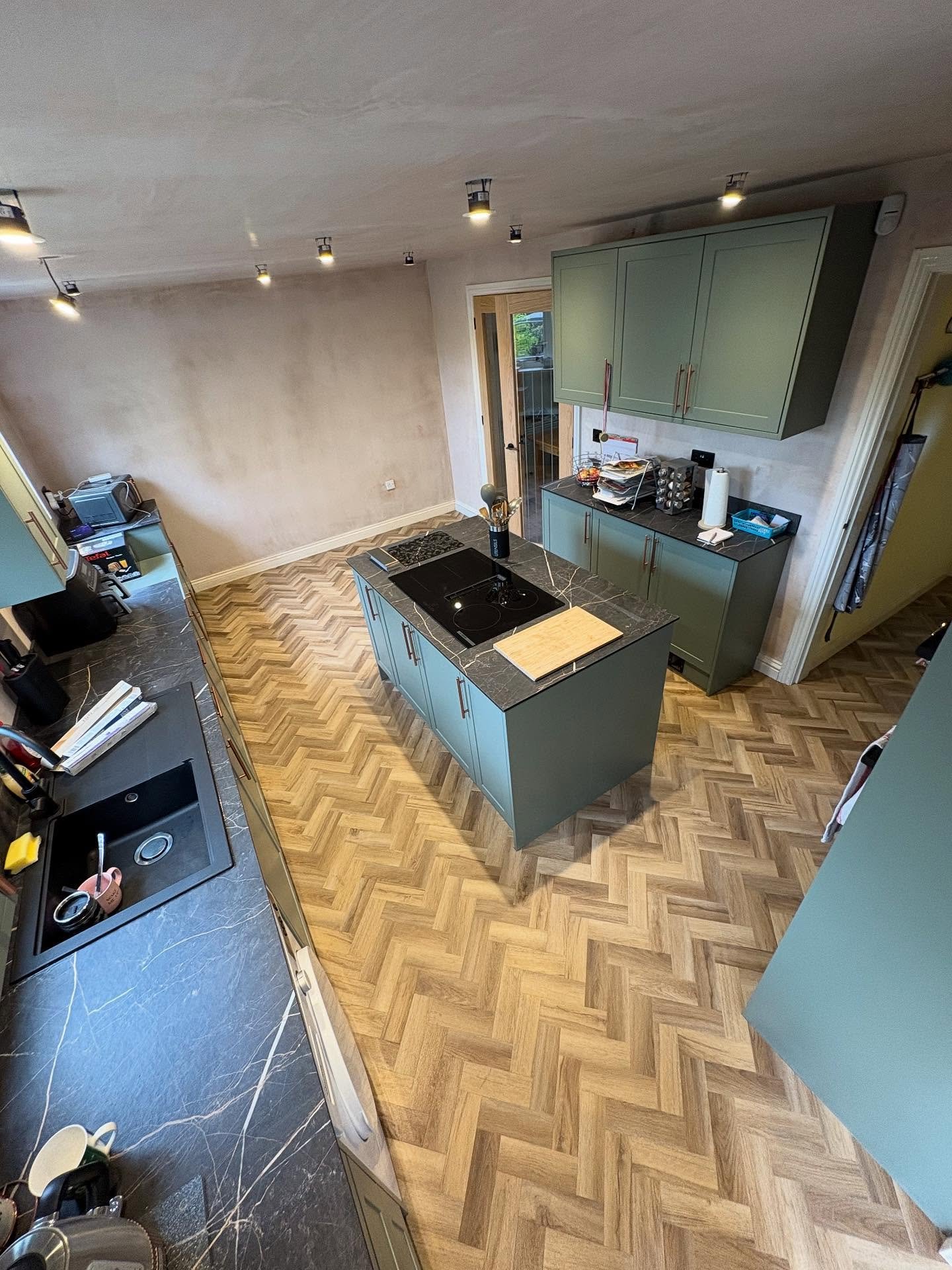 Another returning customer choosing quality they can trust.✅
Herringbone LVT installed throughout the kitchen, utility, and store cupboard delivering durability and style with every detail. Contact us to see how we can transform your floors.