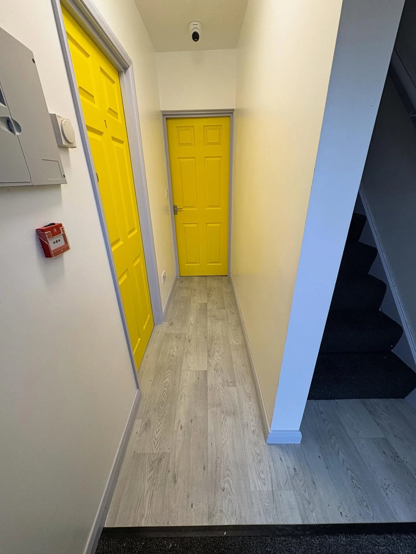 It&rsquo;s been a very busy period for us. Here&rsquo;s a look at a recent commercial HMO project we completed: Vinyl fitted throughout the bedrooms and hallway, with carpet installed on both sets of stairs and landings. Whether it&rsquo;s commercial
