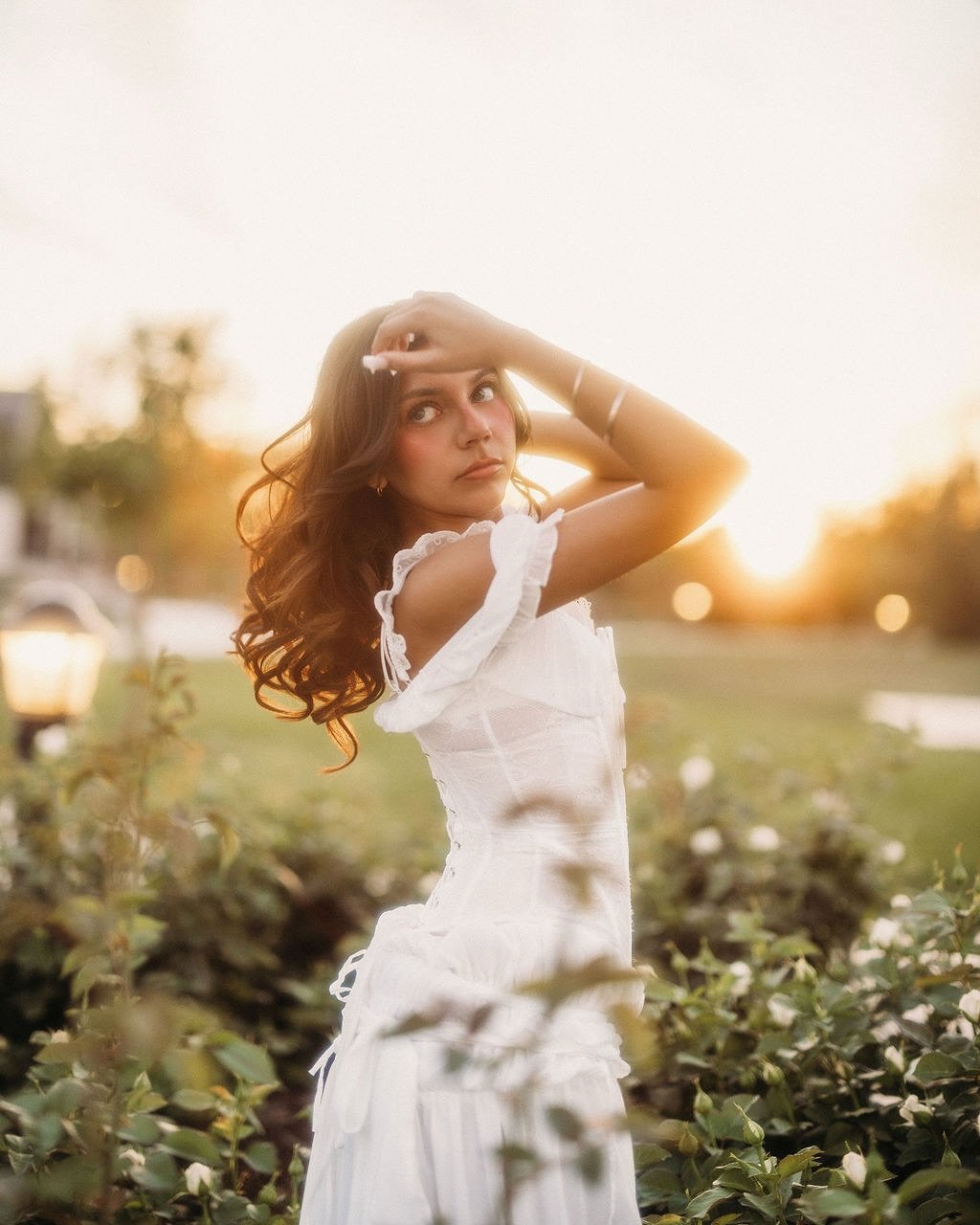 When I think of a thoughtfully curated photo session, I think of @icelaromoo and her brother. 

I LOVED helping her bring her vision to life and she was such a little DOLL.