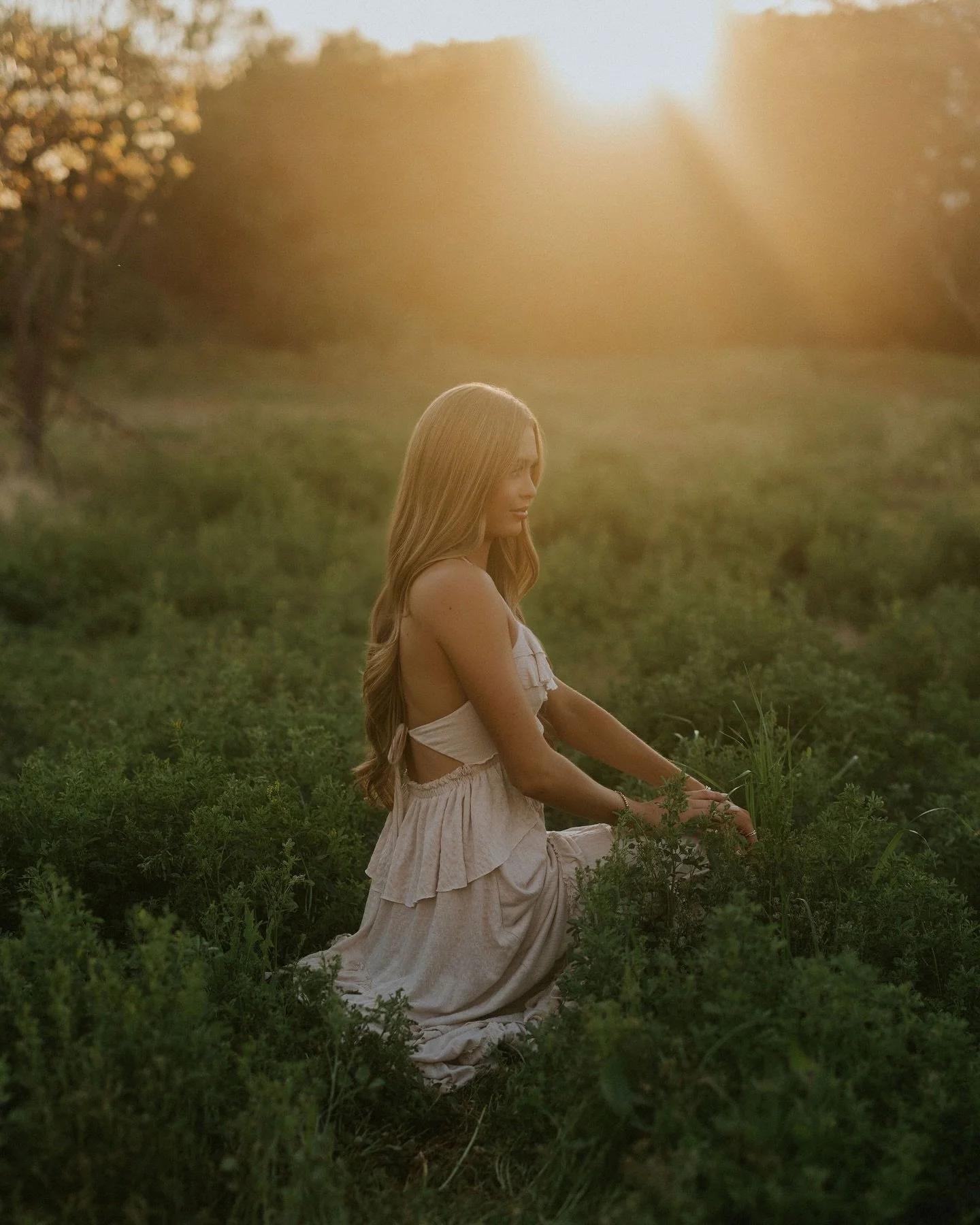 Happy #seniorsunday featuring the beautiful @cami.kohll 🤍