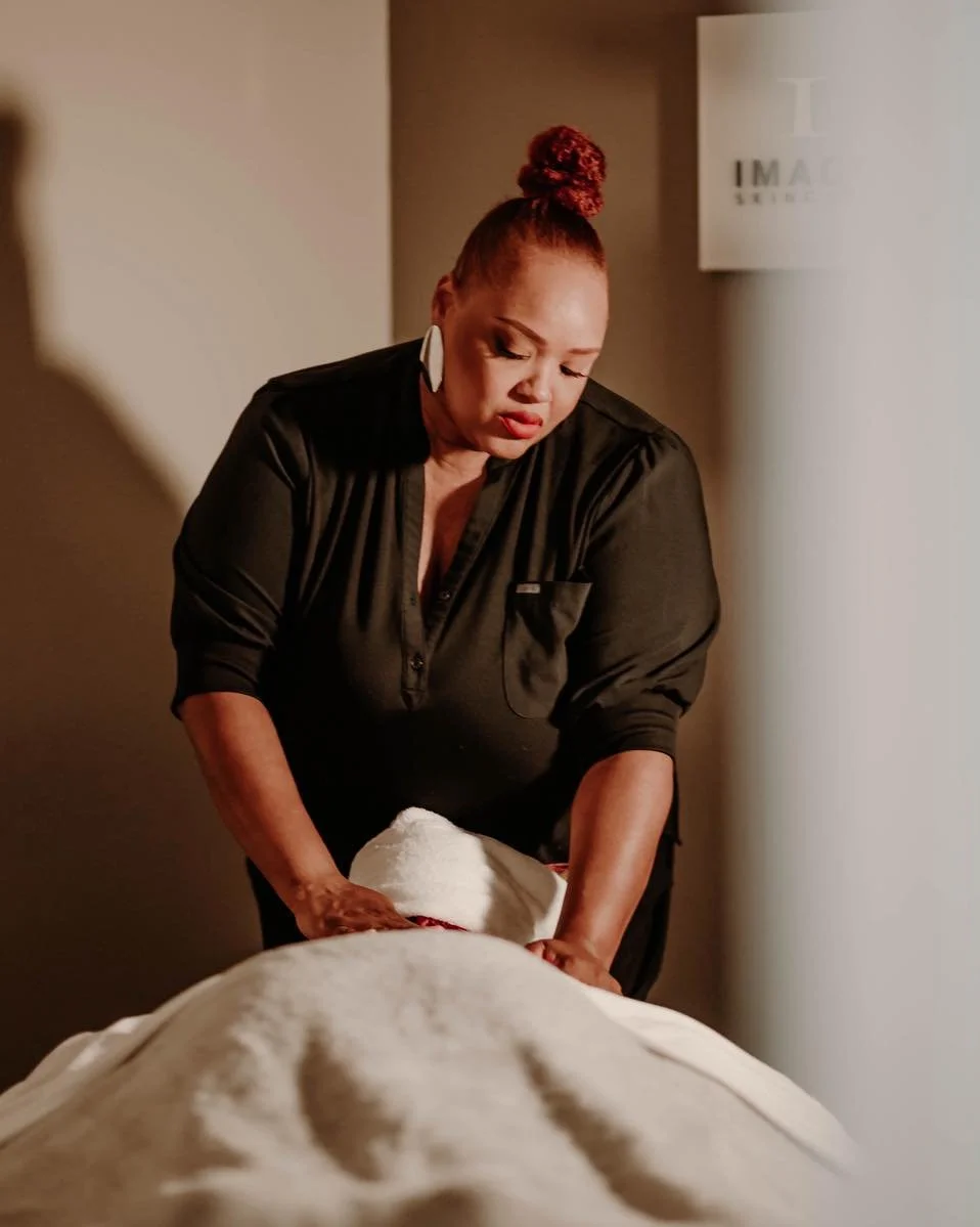 Massage &amp; Skin appointments available with Adrian this week |

Adrian specializes in Swedish, Deep Tissue &amp; Prenatal Massage

Treat yourself or a loved one this week &amp; relax at Blue Rose. 

https://book.squareup.com/appointments/d3goliiw9