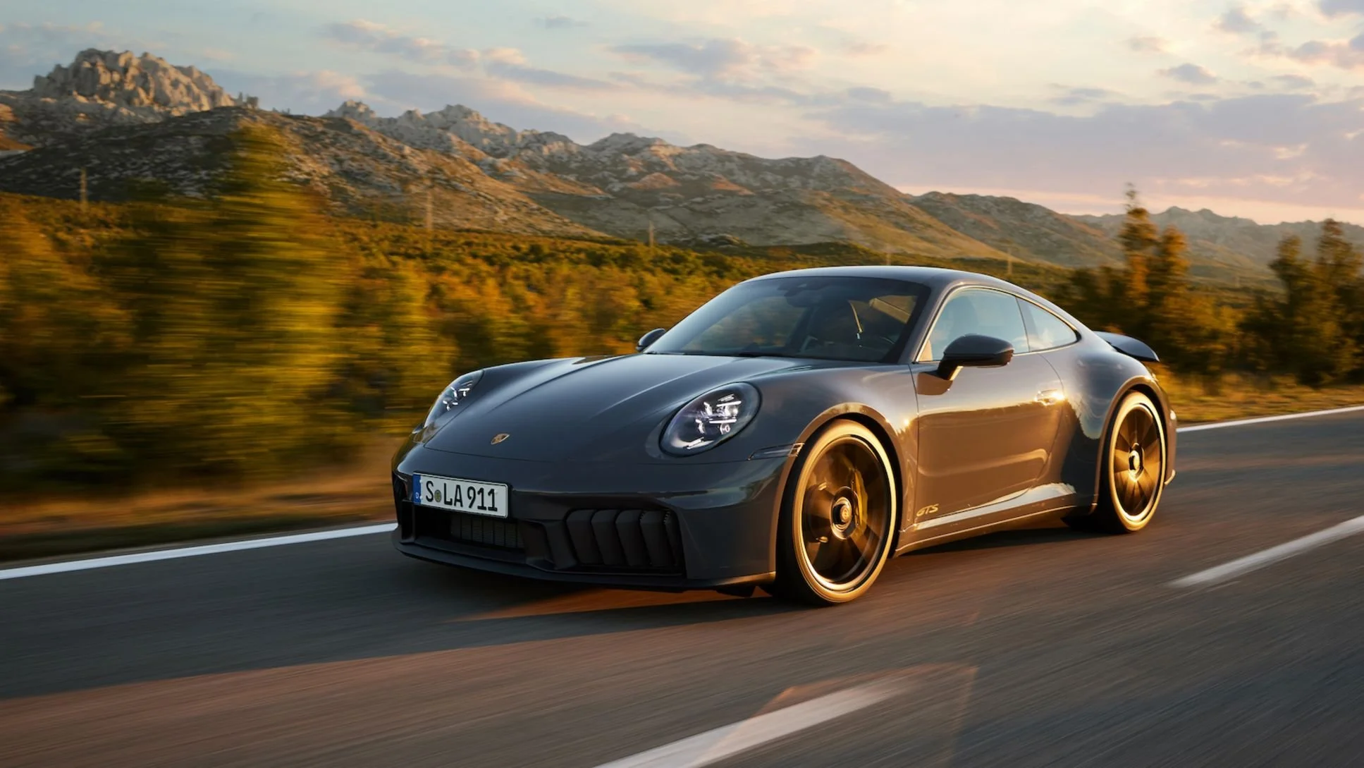 Porsche perdió el 98% de su utilidad operativa en 2025. Y el 2026 no está mejorando