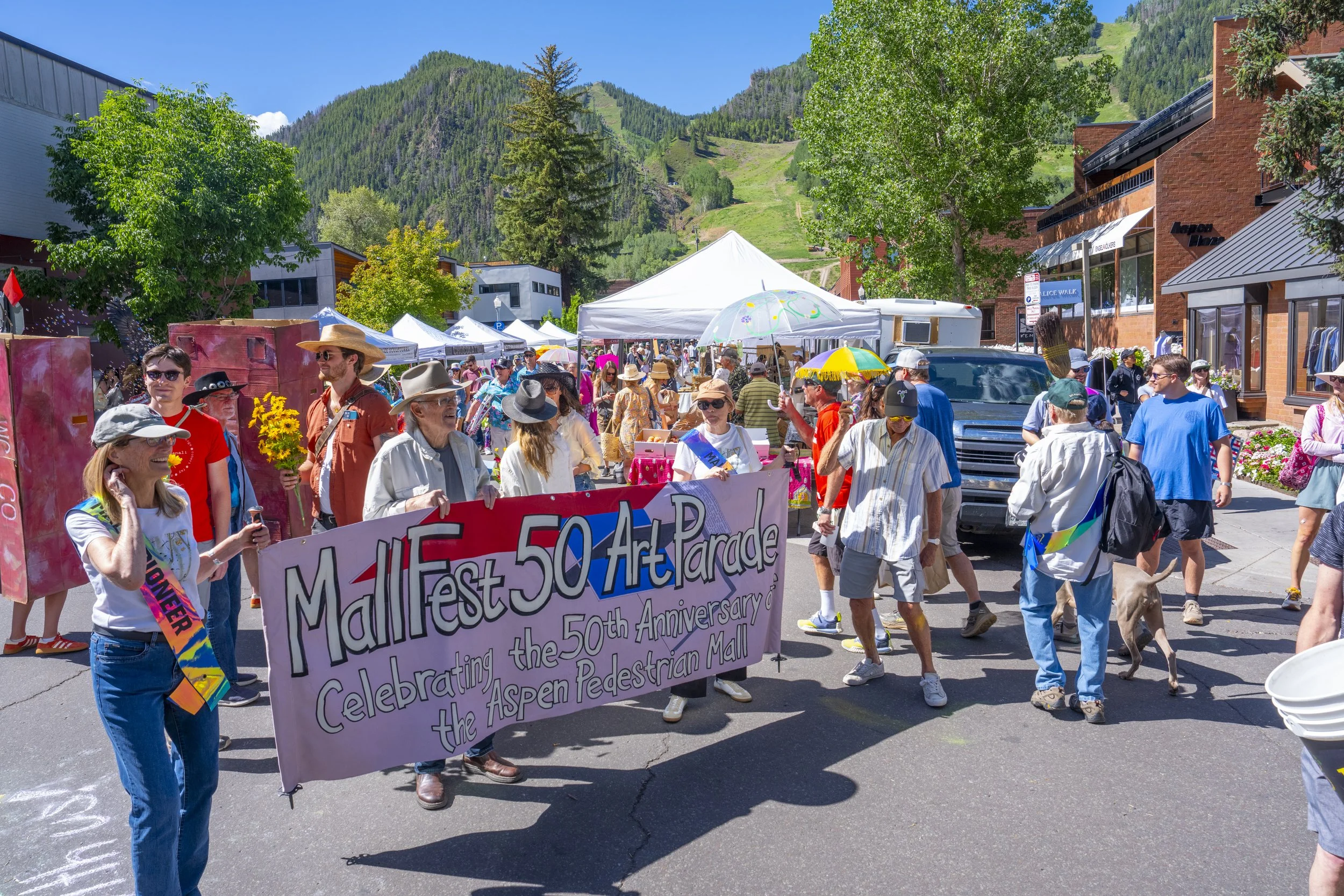 Mall Fest 50 Art Parade