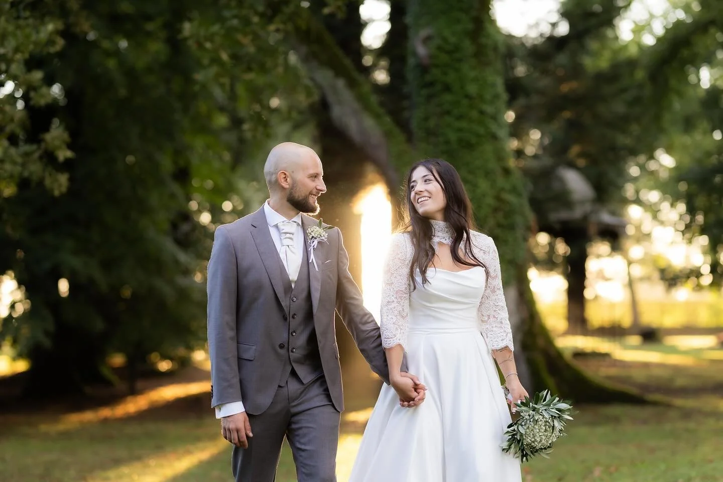 #weddingphotographer  #brideandgroom #bridetobe 
#weddingintuscany
#getmarriedinitaly
#intimateweddingphotographer 
#marriage  #weddingstylish
#weddingfashion
#getmarriedinitaly #marriage 
#weddinggown #weddingdress #intimatewedding#fotografofirenzec