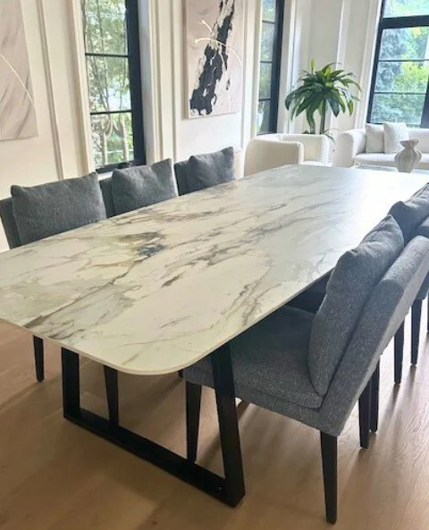 All the beauty of stone, none of the worry. This porcelain dining table was crafted by Graniteworx for a client who wanted timeless style without the maintenance. Durable, low-maintenance, and made to be enjoyed every day.⁠
⁠
#graniteworx #porcelaint