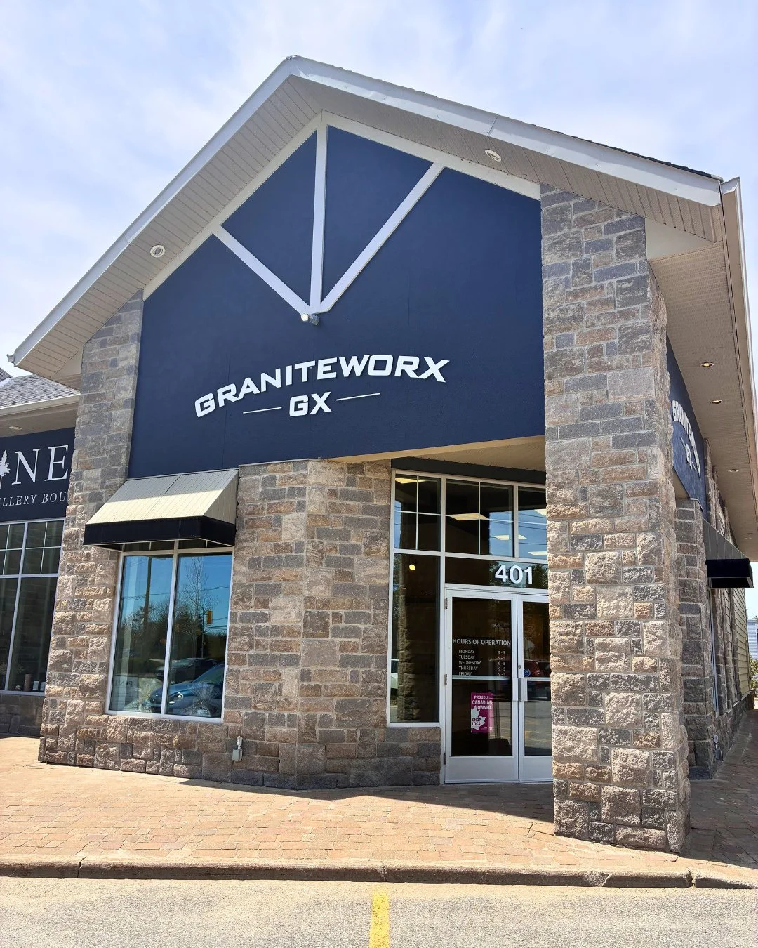 Cottage country, we've got you.⁠
⁠
If you're up around Collingwood this summer - building, renovating, or just daydreaming about it - swing by our showroom on Keith Ave. We've got our best-selling stones on display, samples you can take home, and a t