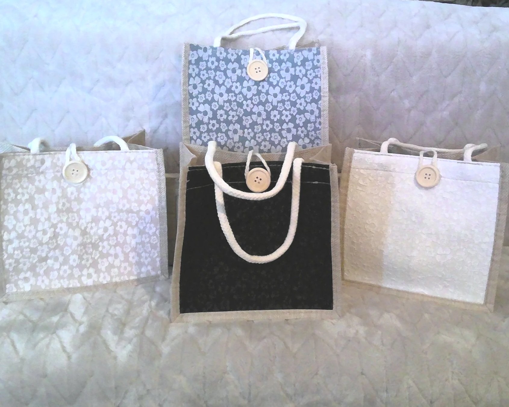 On The Go Travel Tote