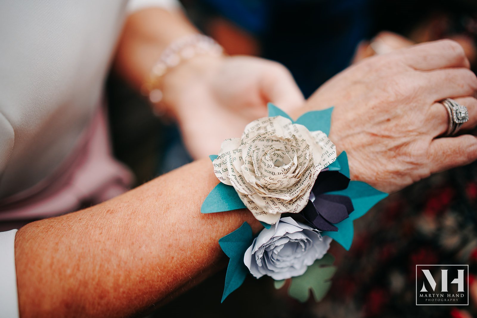 Jasmine&Ashley_WeddingCollection_0112_websize.jpg