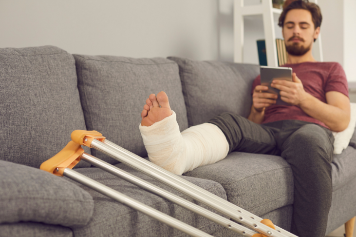 Thuis herstellen na een operatie: welke hulp maakt het verschil in de eerste weken?