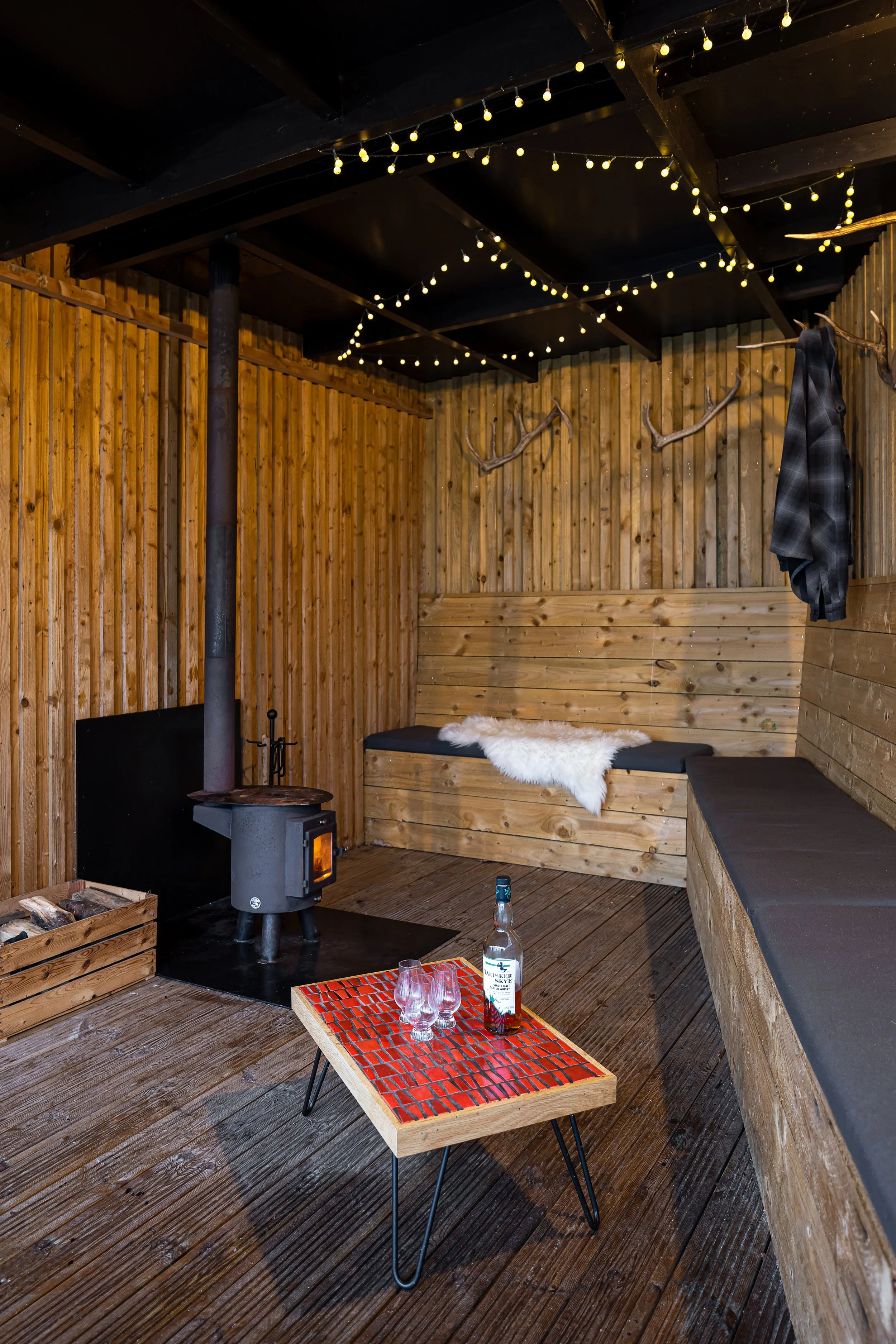 Callander contemporary holiday lodge 33.jpg