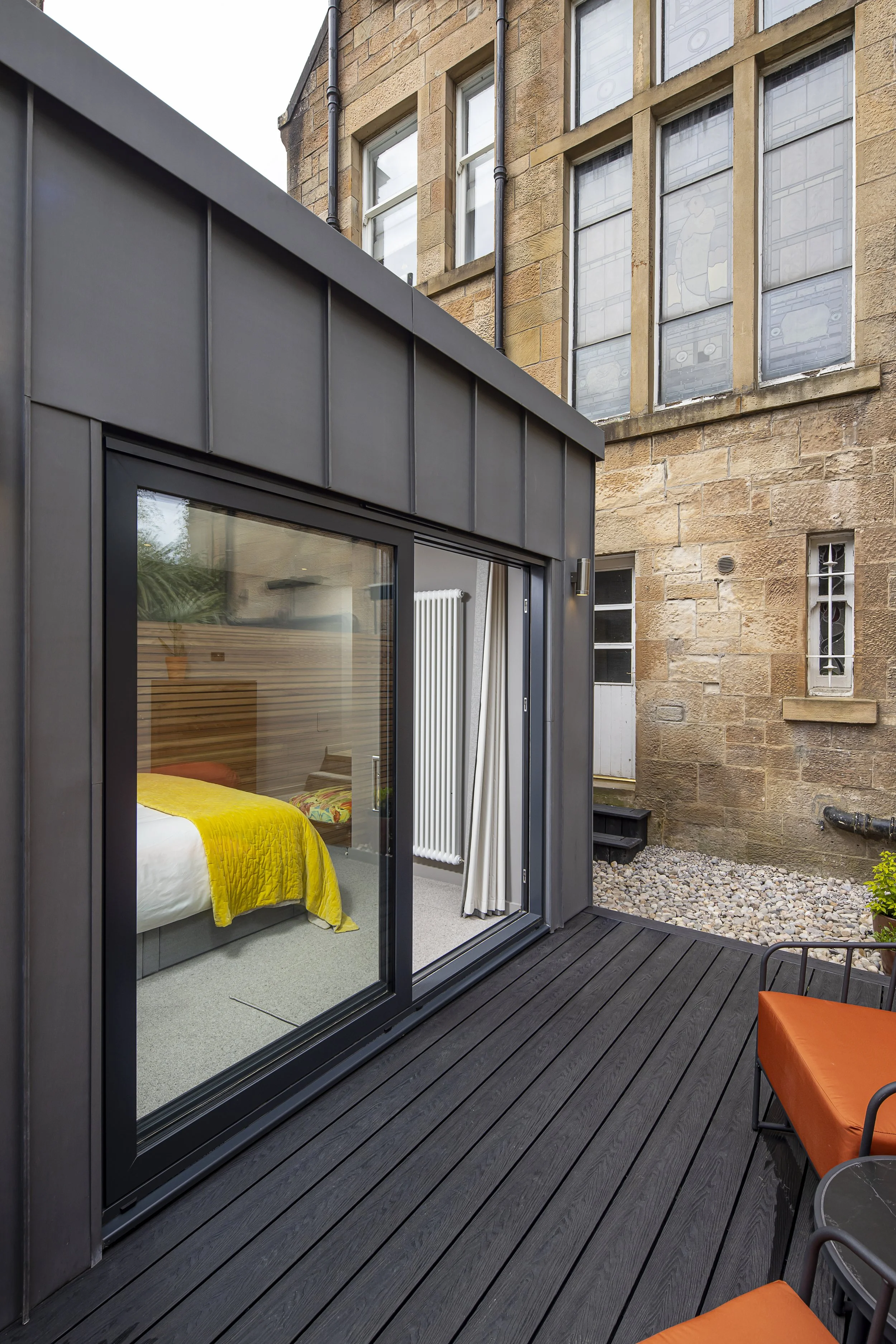 Contemporary extension Cleveden 22.jpg