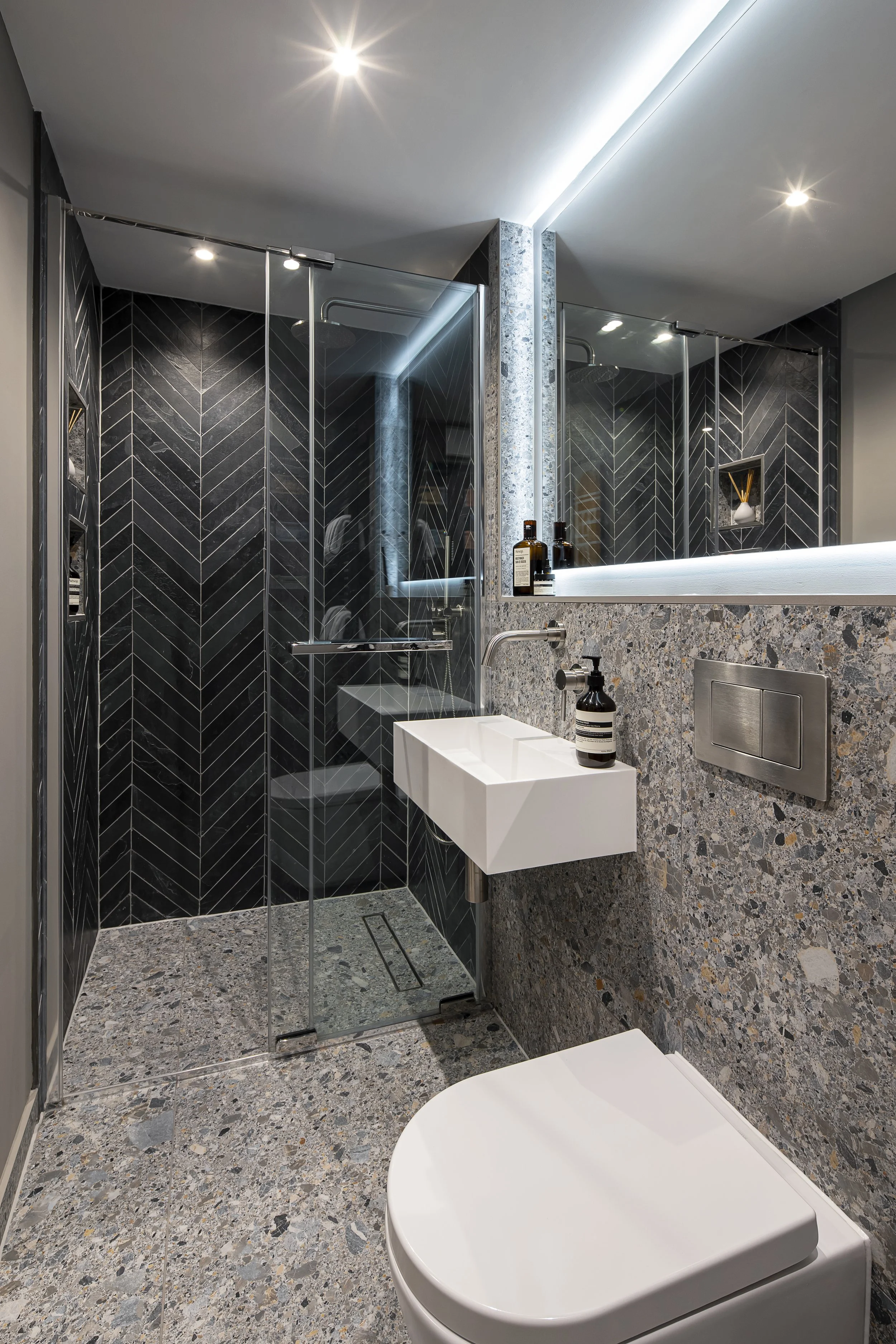 Contemporary extension Cleveden 15.jpg