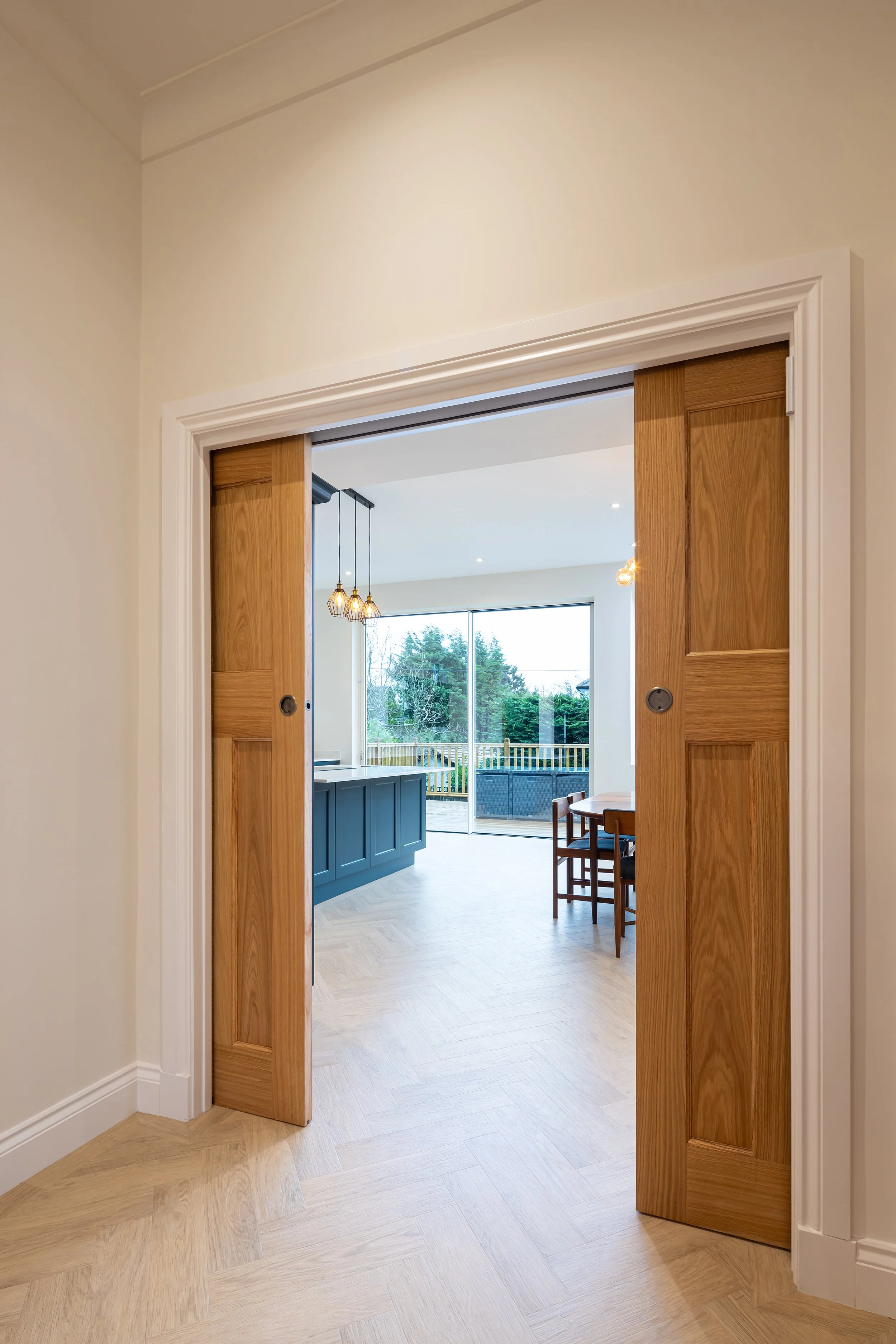 Contemporary kitchen & attic conversion, Giffnock, Glasgow 5.jpg