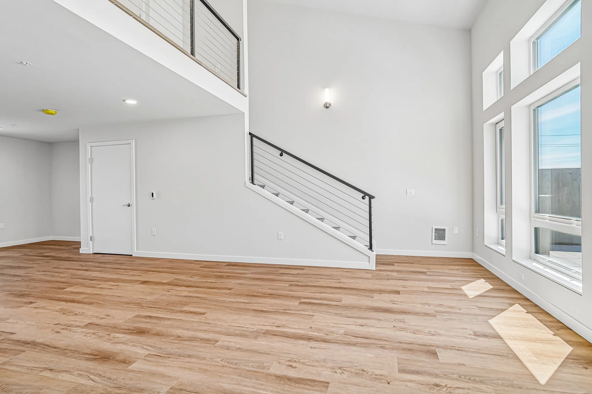 2-web-or-mls-3111 Wetmore Ave unit 324-S2105-002.jpg