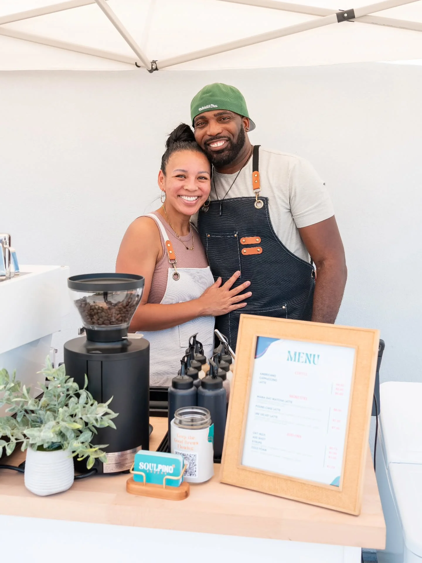 ✨ What an amazing day at the Quince Expo at Parkview Venue in Eastvale! Thank you @parkvieweventvenue and @jenaecreates for having us! We loved connecting with future quinceañeras, families, and fellow vendors who stopped by to sip, celebrate,