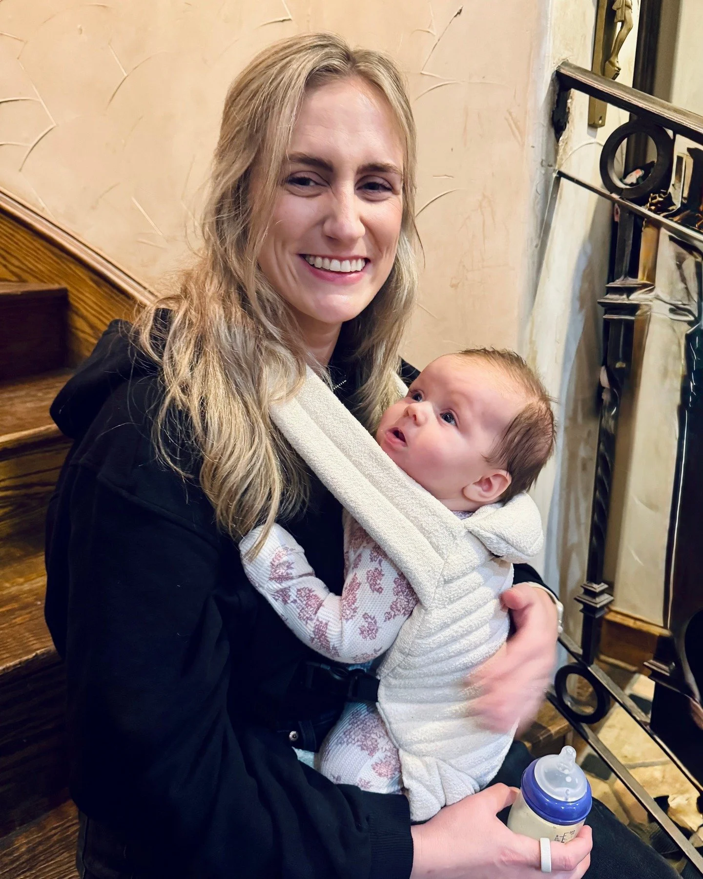 &ldquo;The real meditation is how you live your life&rdquo; &ndash; @jon.kabat.zinn 

Not how long you sit. Not how calm you look. But how present and patient you can be in the middle of real life.

Kids. Emails. Meetings. Pressure. People. That&rsqu