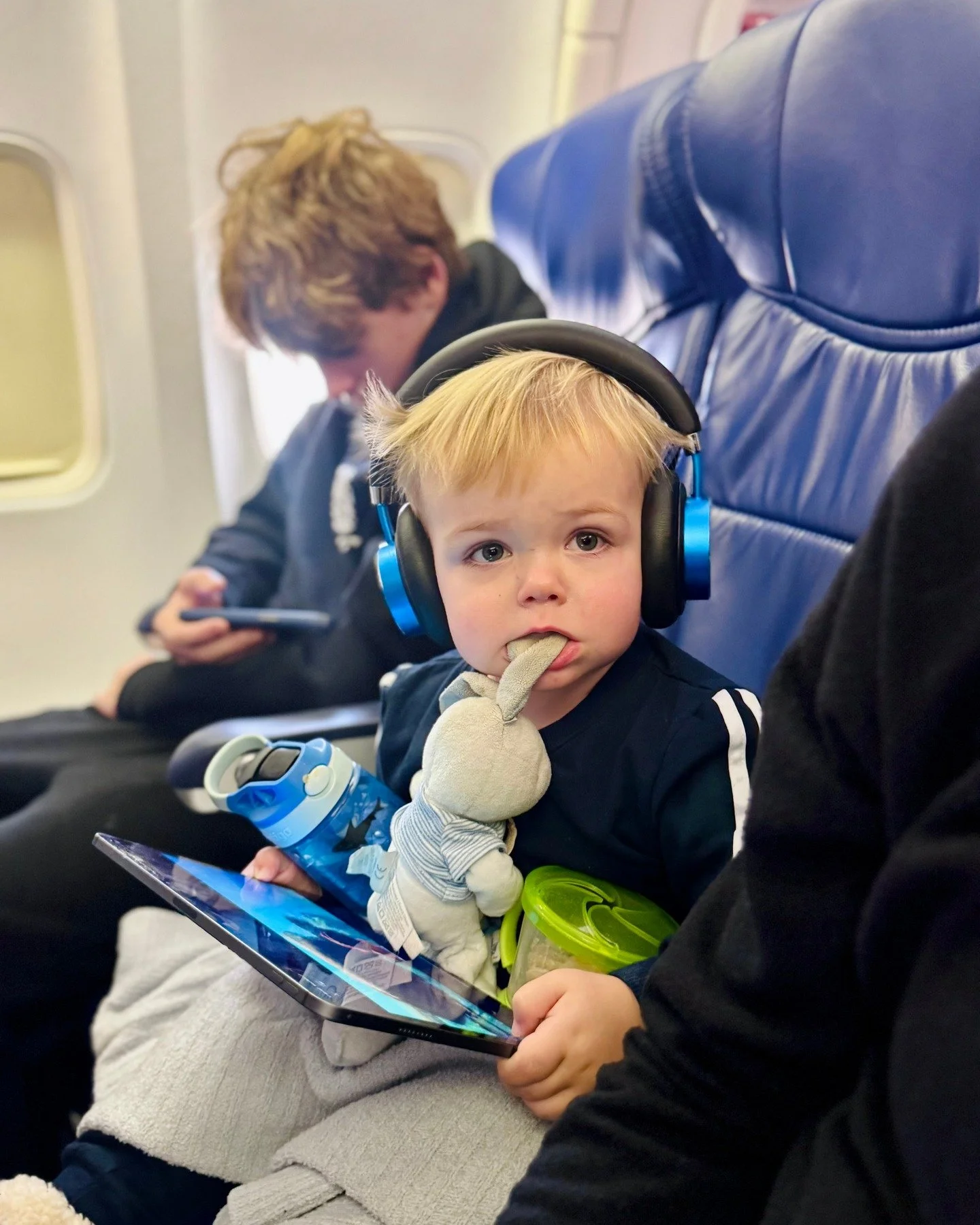 As we wrap up the first month of the year, consider this a gentle check-in 🤍

How much of your day is being shaped by screens?

This matters &mdash; for kids and adults.

Too much screen time impacts focus, sleep, mood and emotional regulation. For 