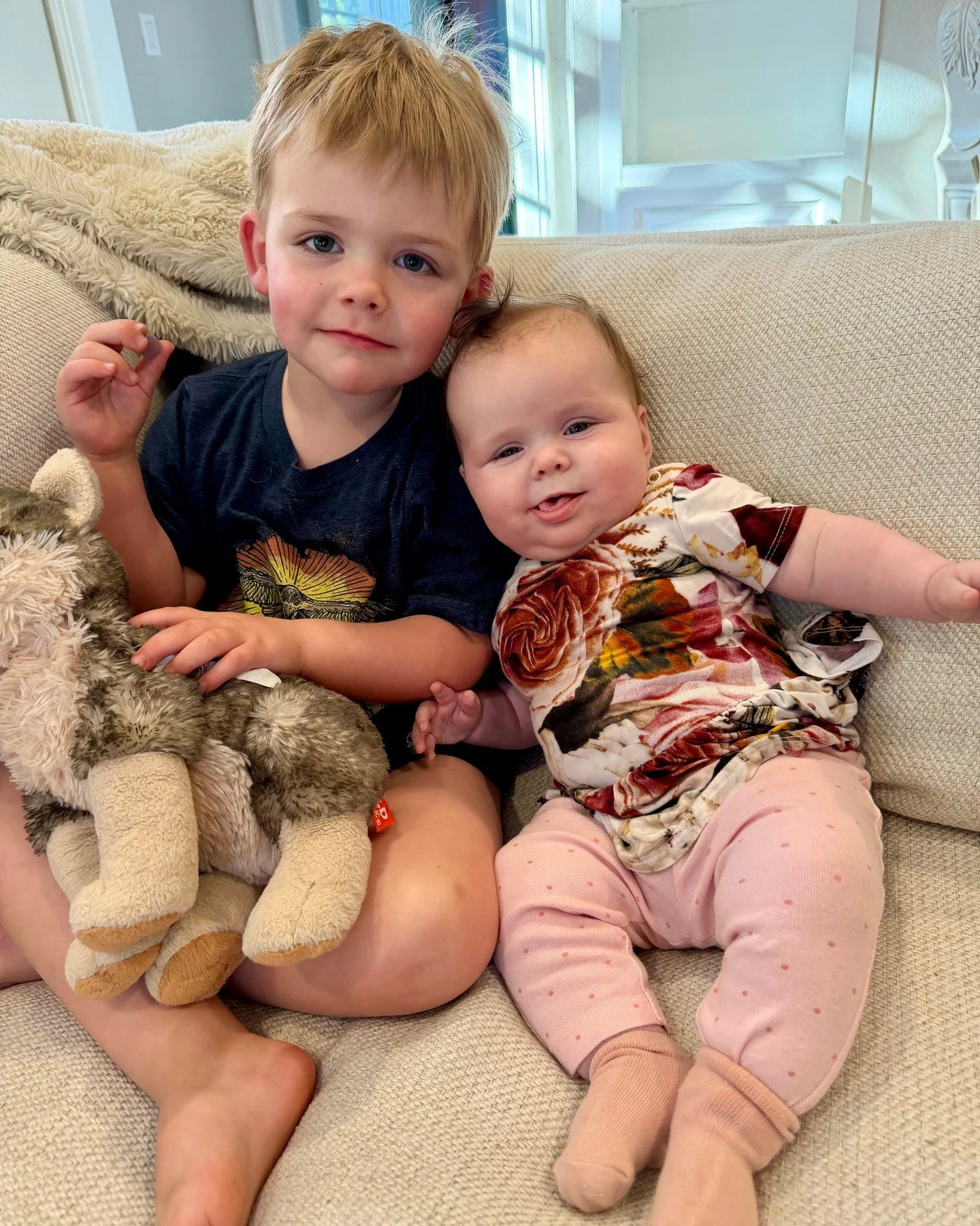 As a neuroscientist, I&rsquo;m always thinking about oxytocin &mdash; the hormone often called the &ldquo;cuddle hormone.&rdquo;

It&rsquo;s released when we hug, cuddle, laugh, and connect with people we love.

Basically, it&rsquo;s the brain&rsquo;