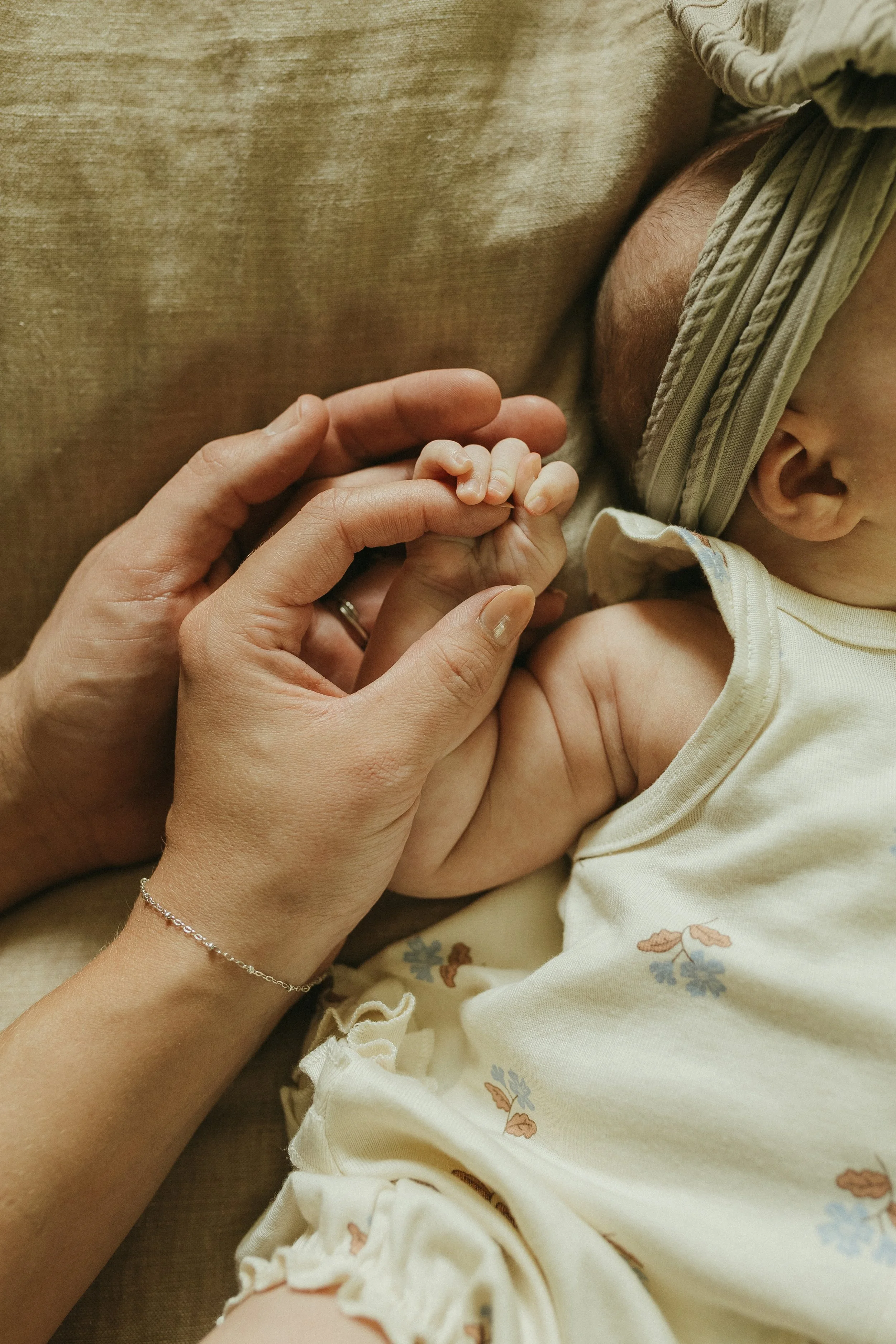 Cozy In-Home Newborn Session // Baby Margot