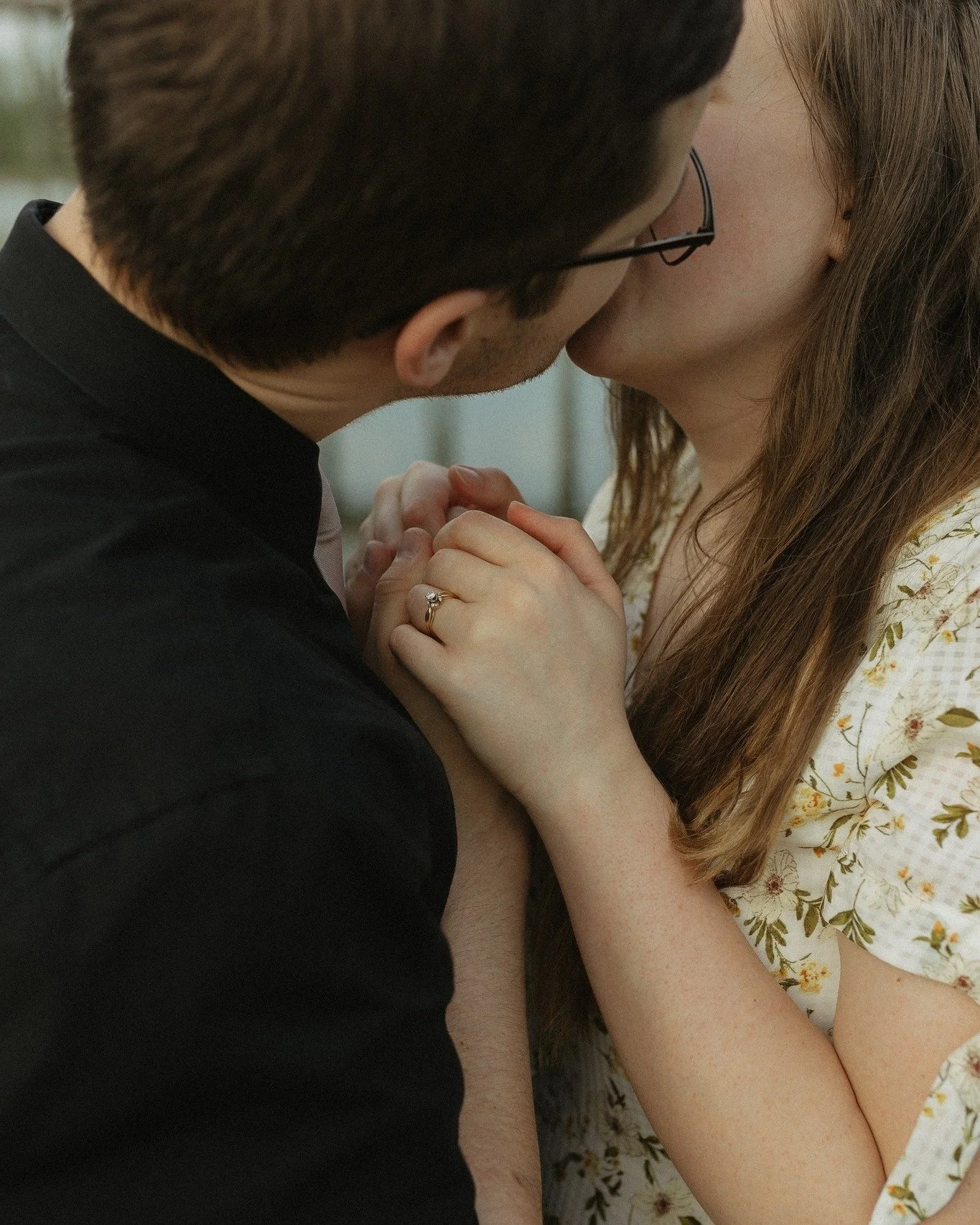 Megan + Jonah are getting married in just a couple weeks! (The geese were paid actors.) 🌟
.
.
.
.
.
#grandrapidsweddingphotographer #grandrapidsbride #westmichiganweddingphotographer #westmichiganbride  #grandrapidscouplesphotographer #grweddingphot