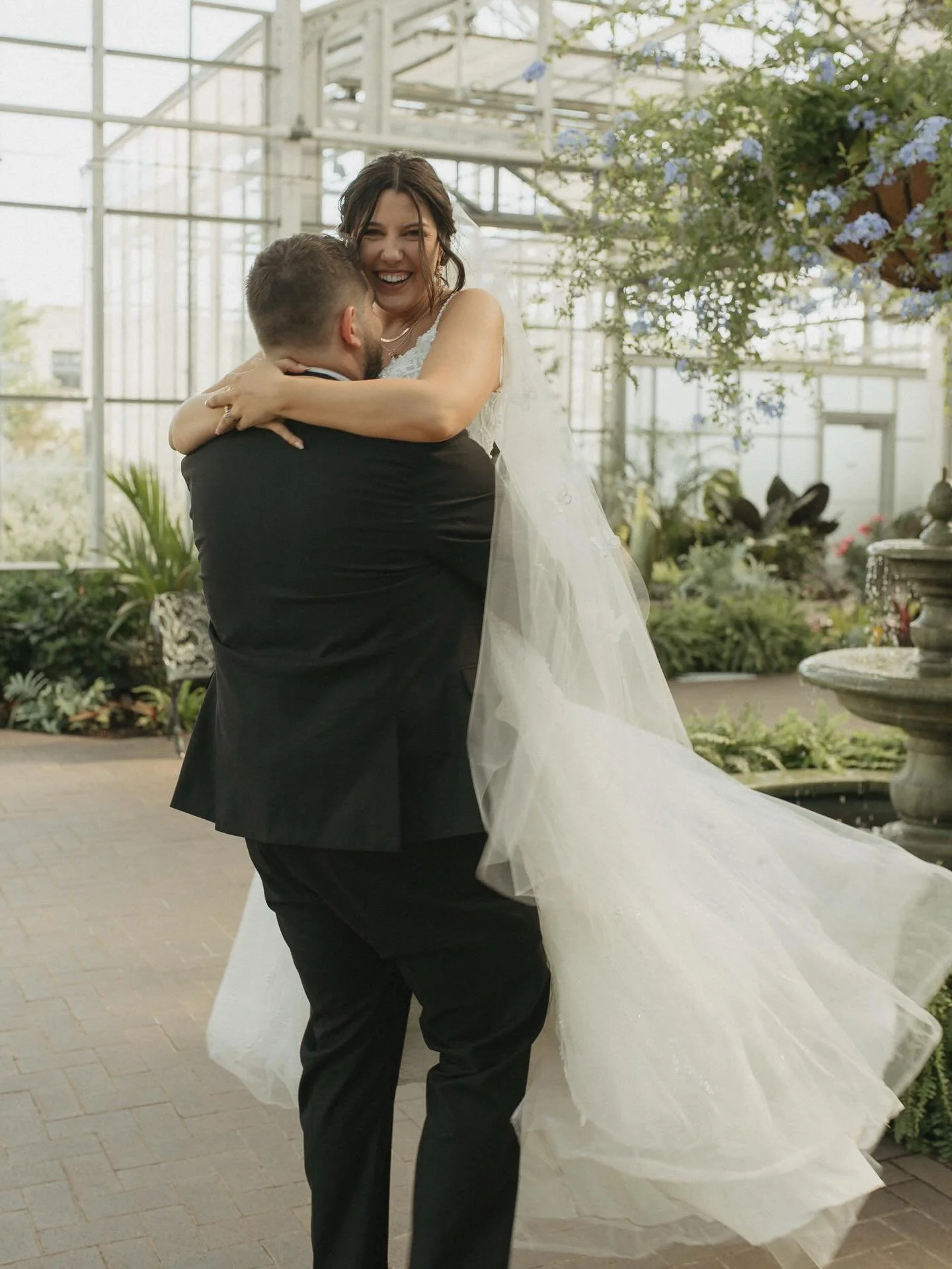 Holy smokes, did I not share any of Maria and Brenden&rsquo;s wedding day? It&rsquo;s time for some throwbacks.