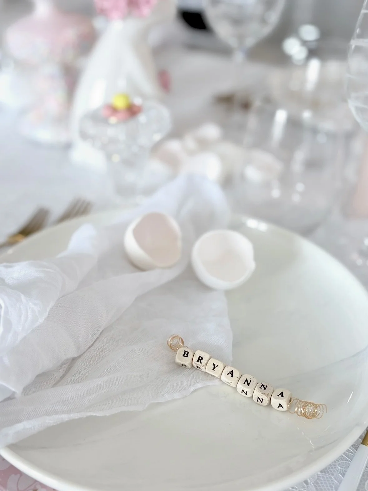 &hellip;today we hosted our family Easter. 
there&rsquo;s no bigger blessing 🍃

can you see our repeating decor theme this year?? 

pure white eggs + actual egg shells throughout 🥚

our signature cocktail this year;  Peach Bellini&rsquo;s served in