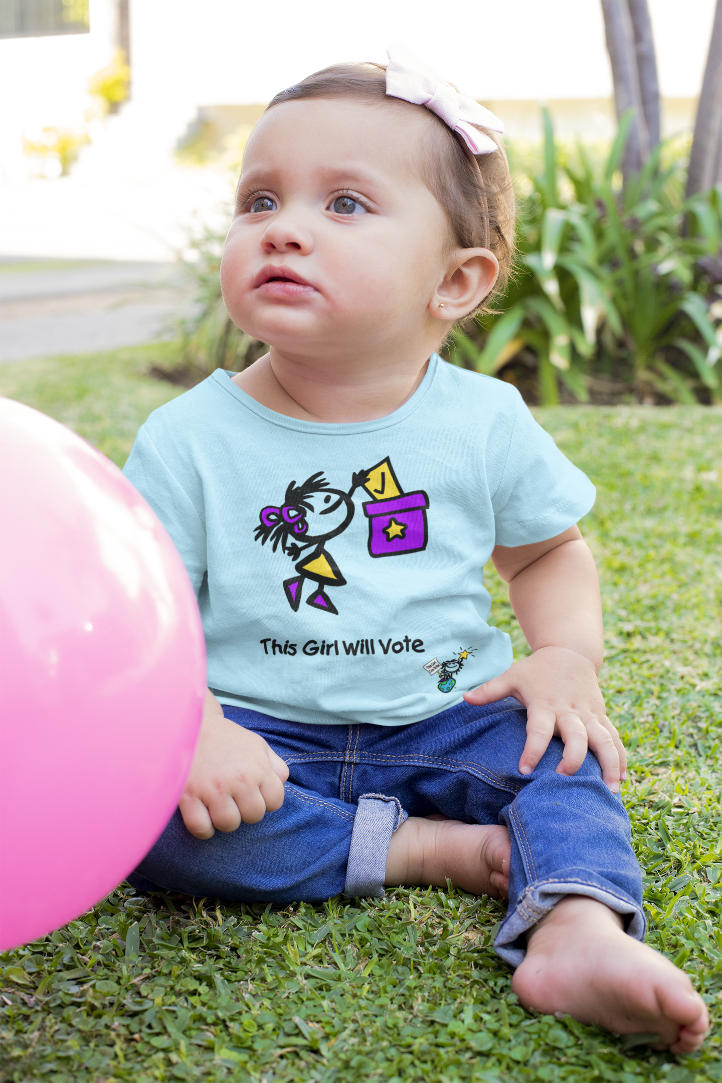t-shirt-mockup-featuring-a-baby-girl-sitting-on-the-grass-m935 (4).png