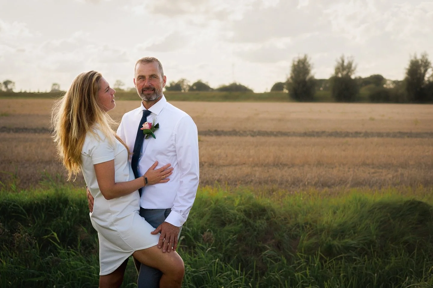 Koud en nat weer vraagt om een zonnig en vrolijk plaatje. Even een terugblik naar de trouwdag van J&amp;J 🫶🏻