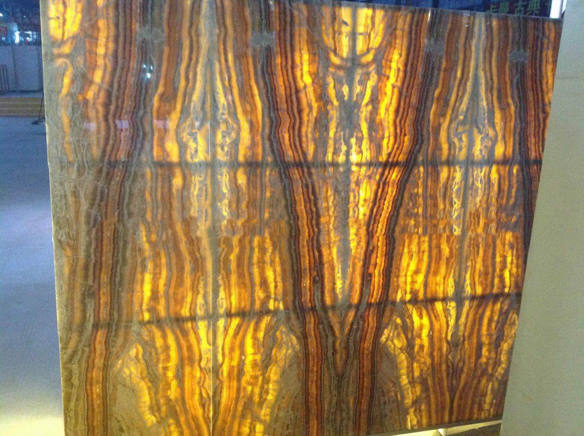 backlit-onyx-slabs-led-lights-onyx-slabs-counterstops-tabletops-05.jpg