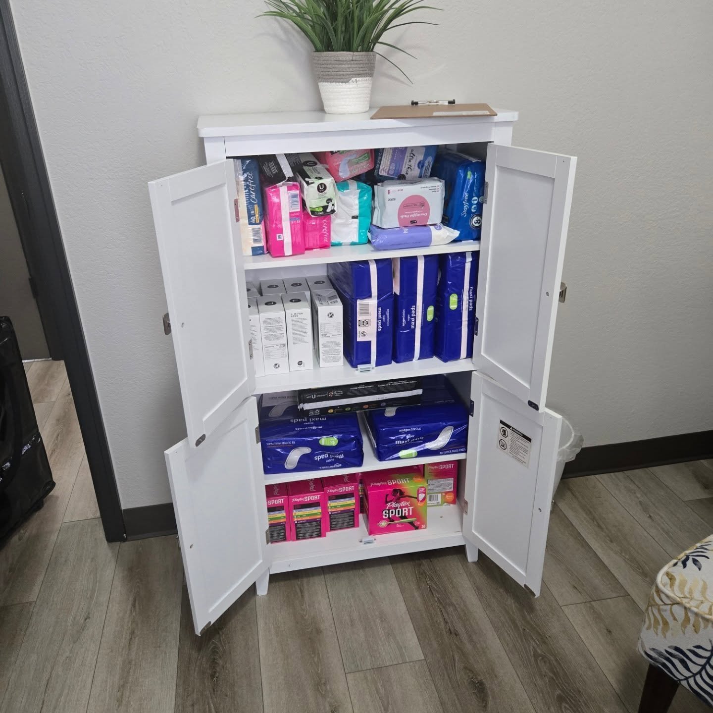 We are so excited to have added TWO more public period pantries in our community! Having period pantries accessible across the city is very important to us and we are appreciative to @lifenetworkcos for reaching out and being willing to help reach ou