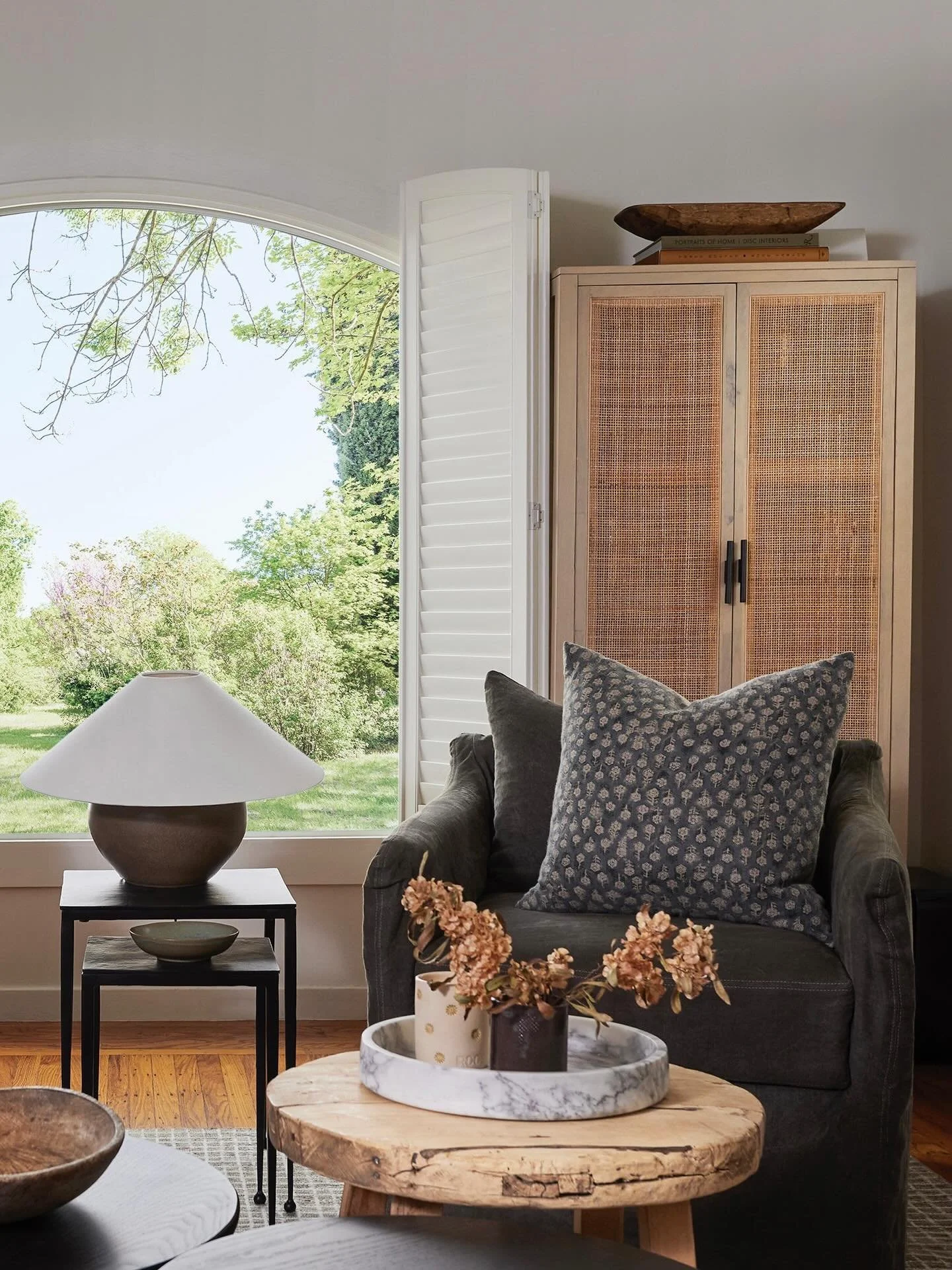 For this little Napa bungalow we were tasked with rethinking a small dark kitchen and some pretty bad 80&rsquo;s updates to the bathrooms. We opened the kitchen up to the dining and living space and breathed life, brightness and character back into t