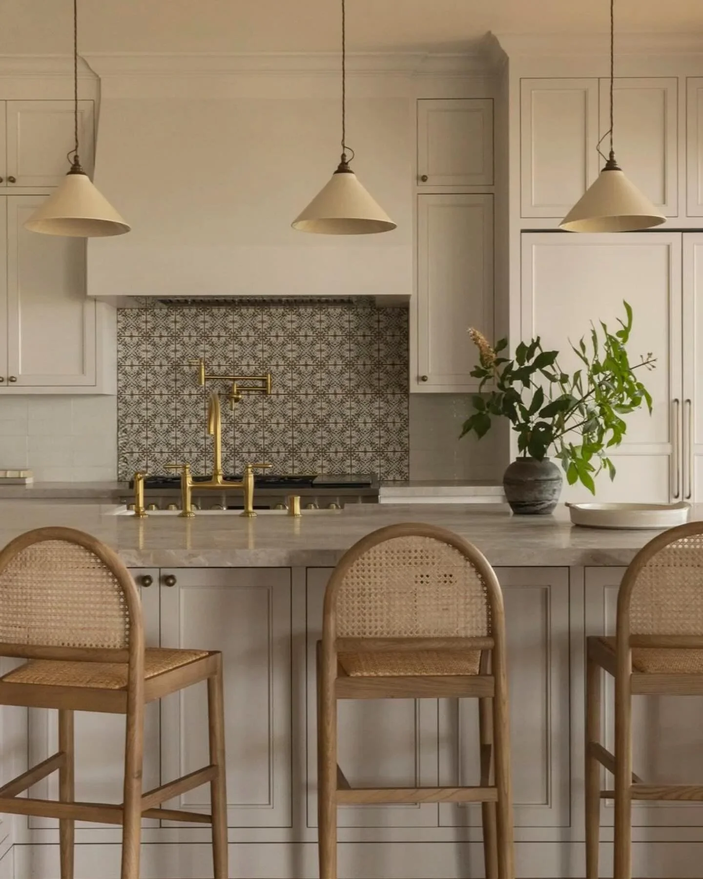 Dedicated to crafting timeless spaces that reflect the unique story of you. 
#GoodAveDesignStudio #InteriorDesign
#SonomaCountyInteriorDesign #interiors 📸@sencreativeco