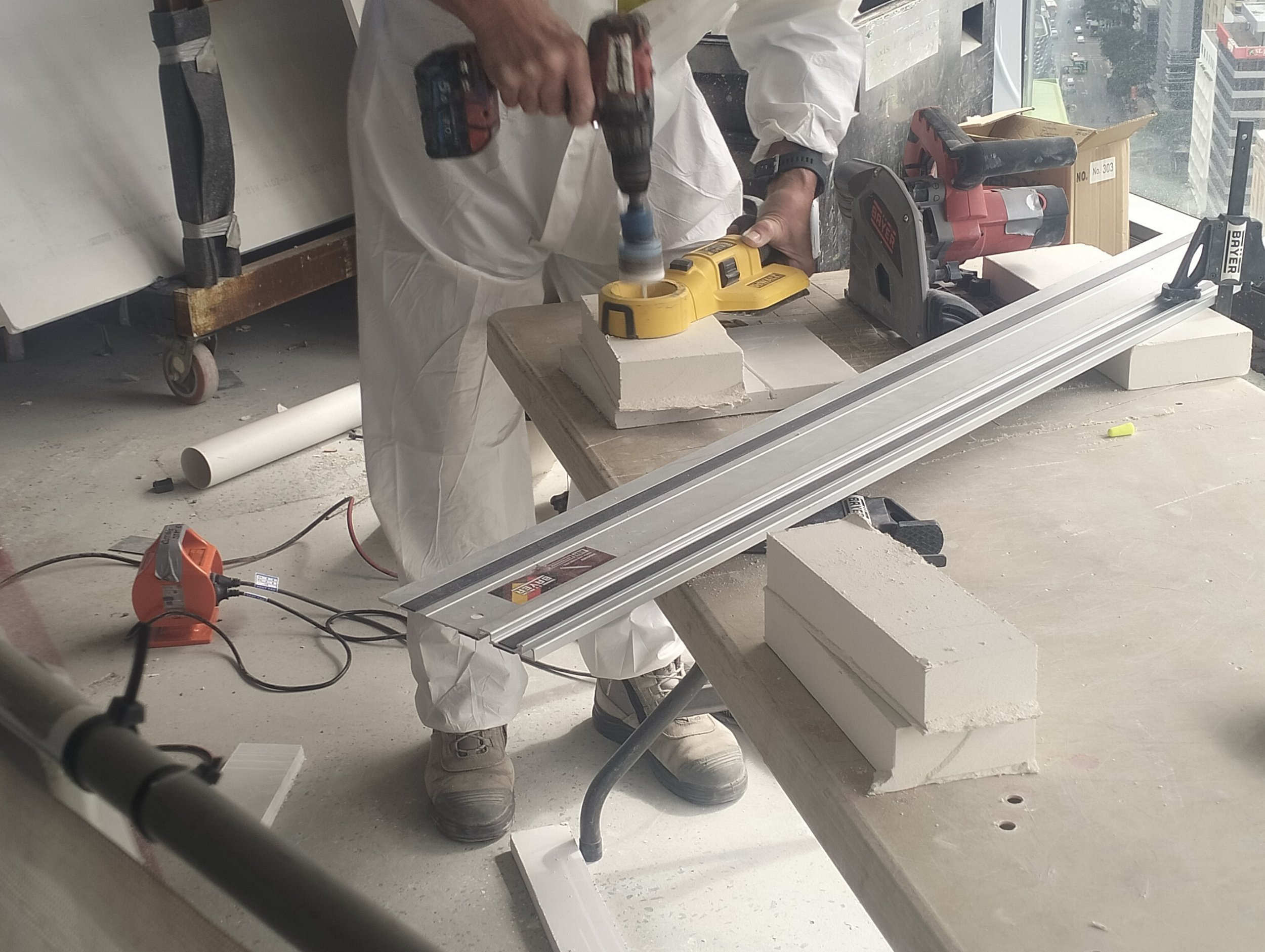 Occupational hygiene air monitoring and risk assessment while cutting through fire rated board