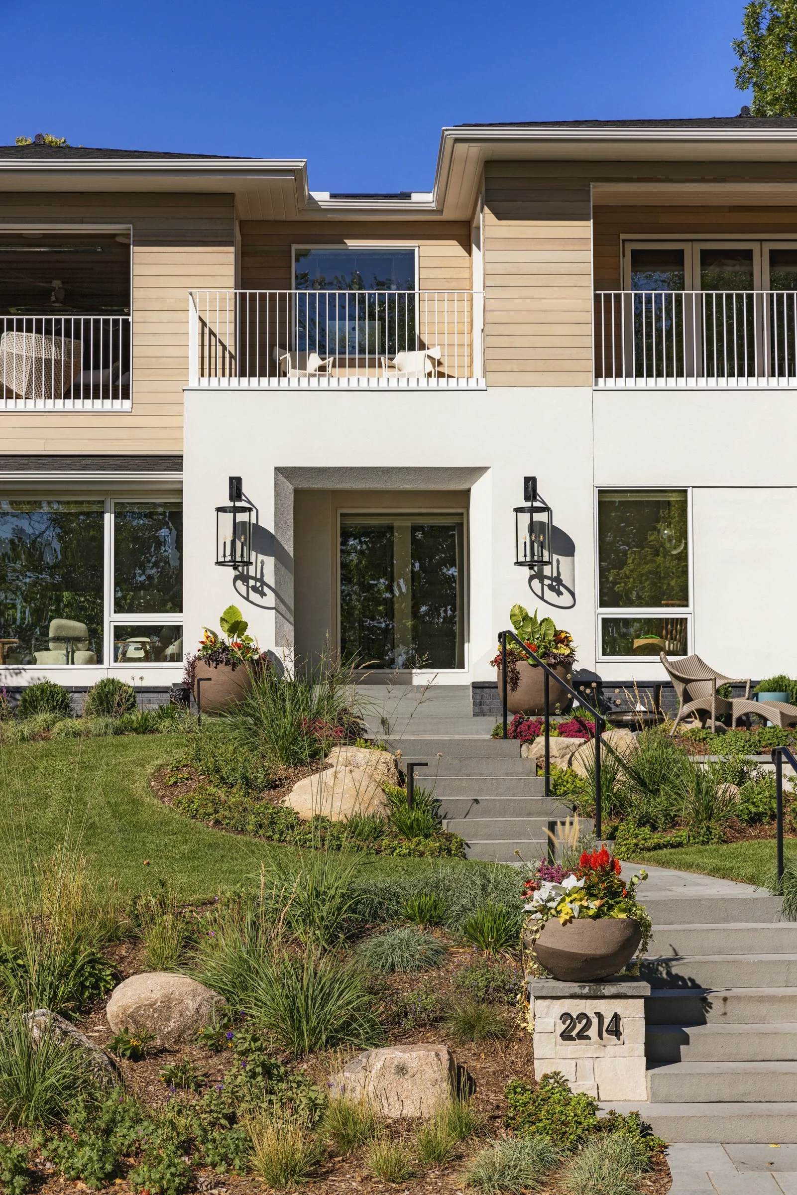 Exteriors_2214 Cedar Lake_001.jpg