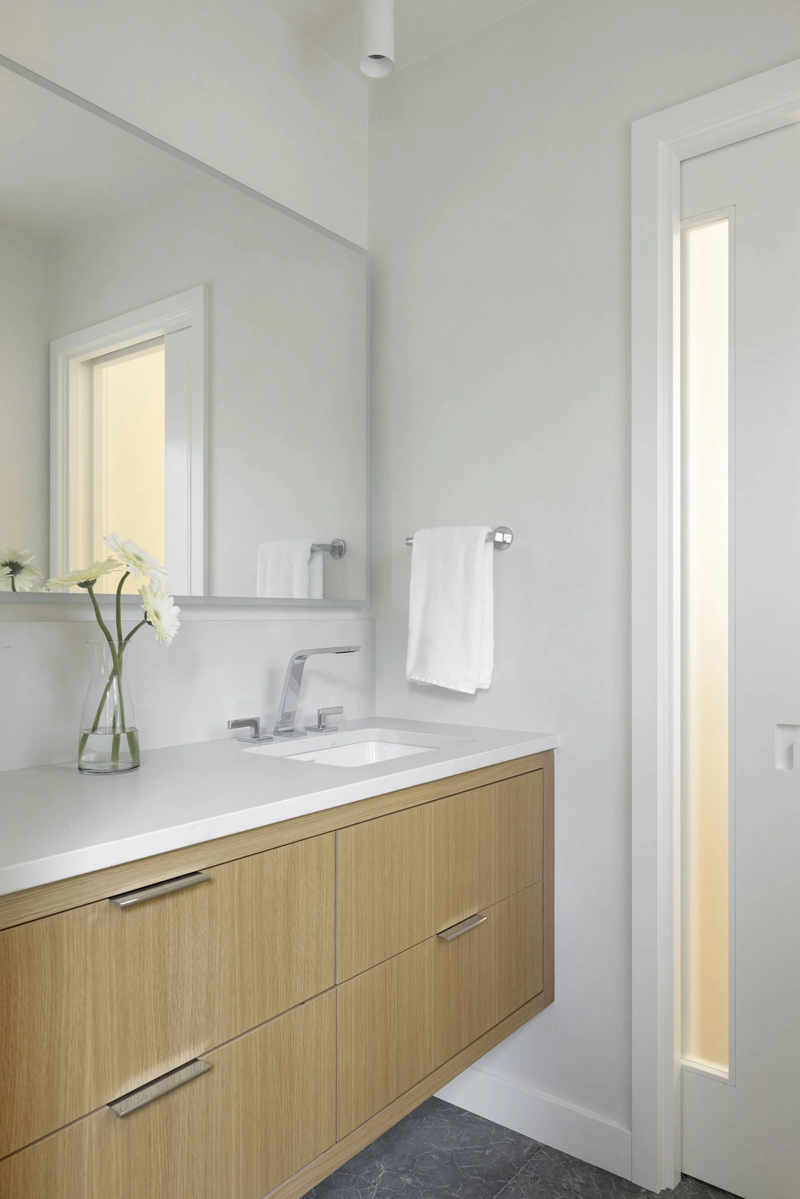 2214 Cedar Lake Pkwy_040.jpg