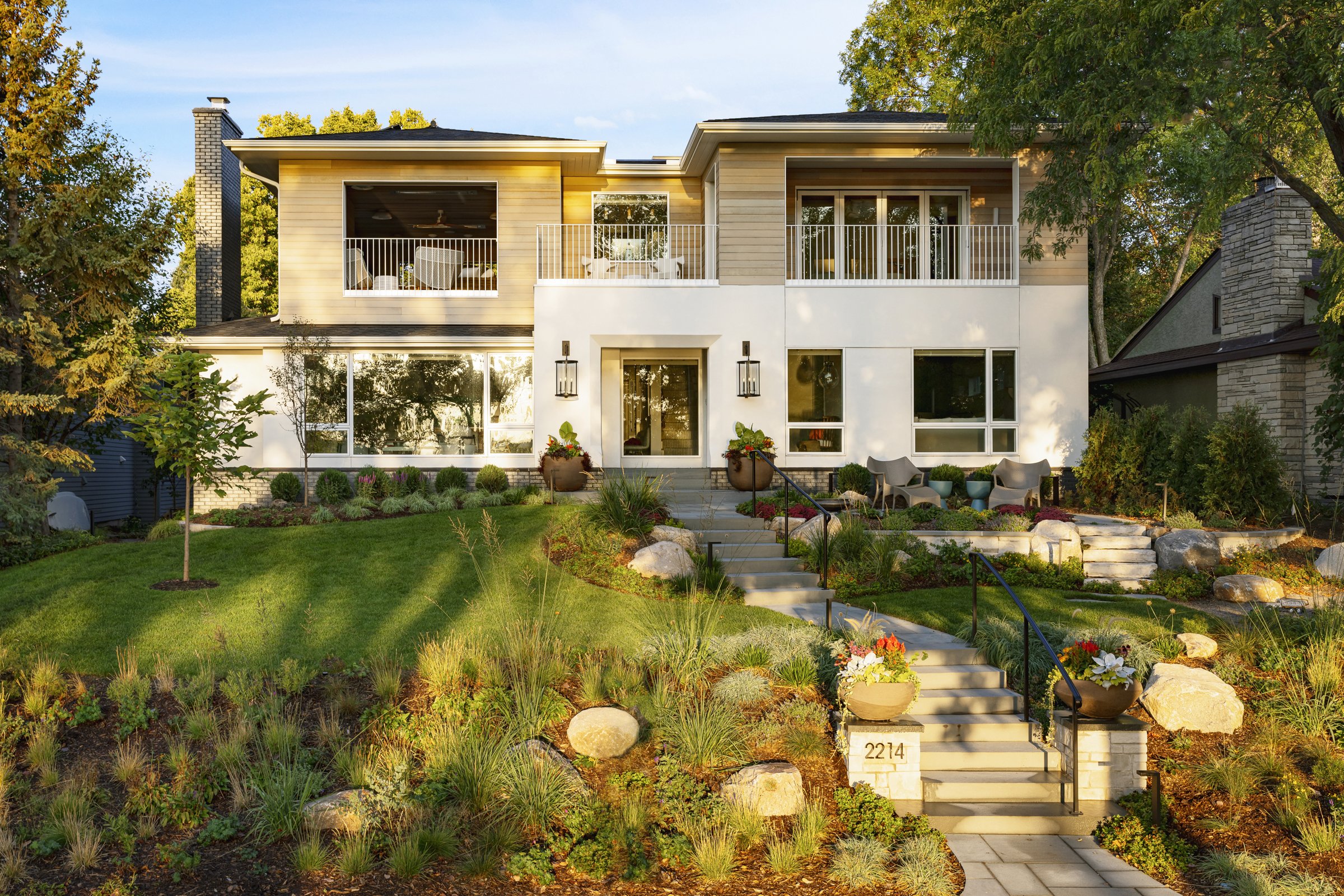 Exteriors_2214 Cedar Lake_003.jpg