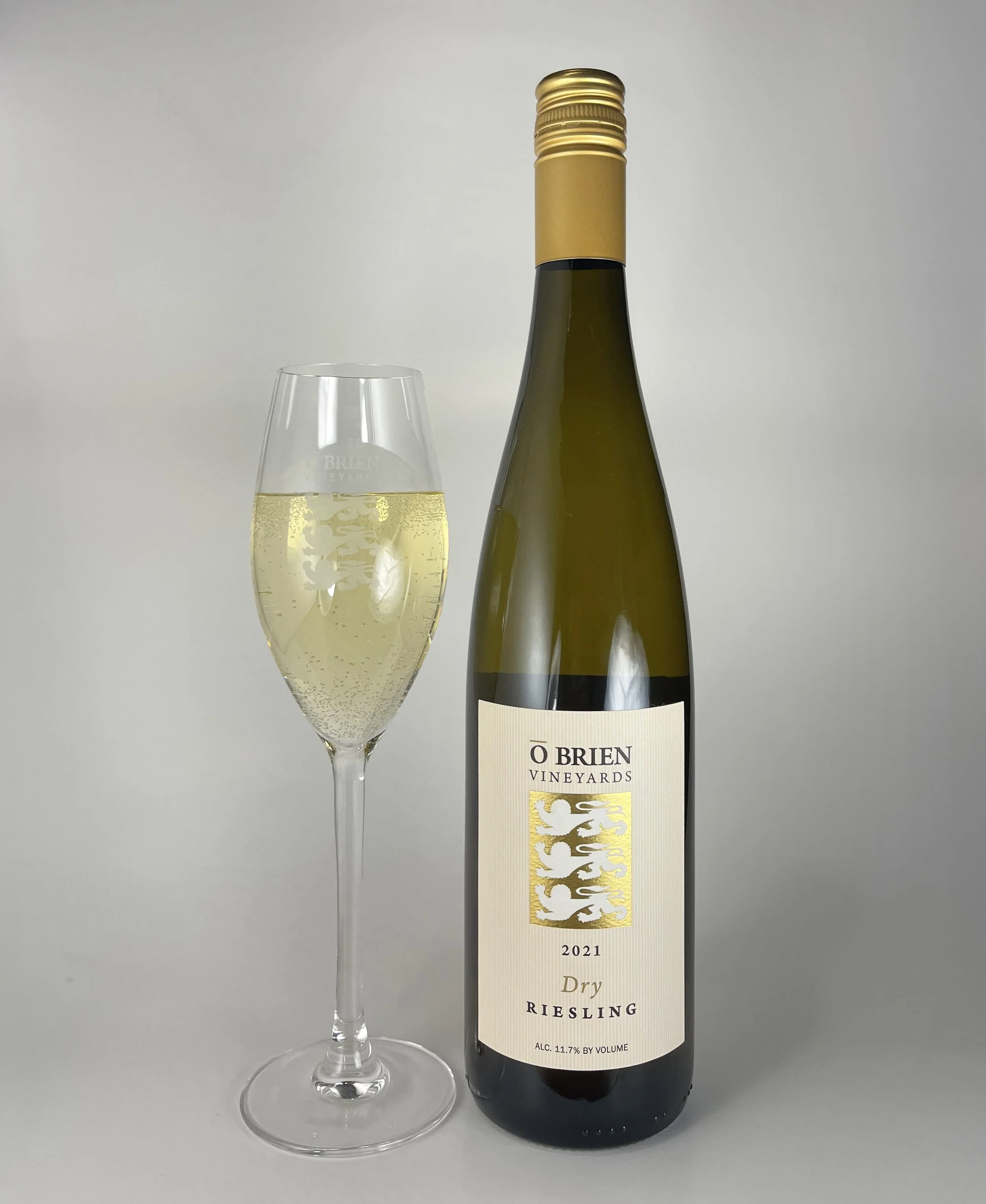 2021Riesling_wGlass.jpg