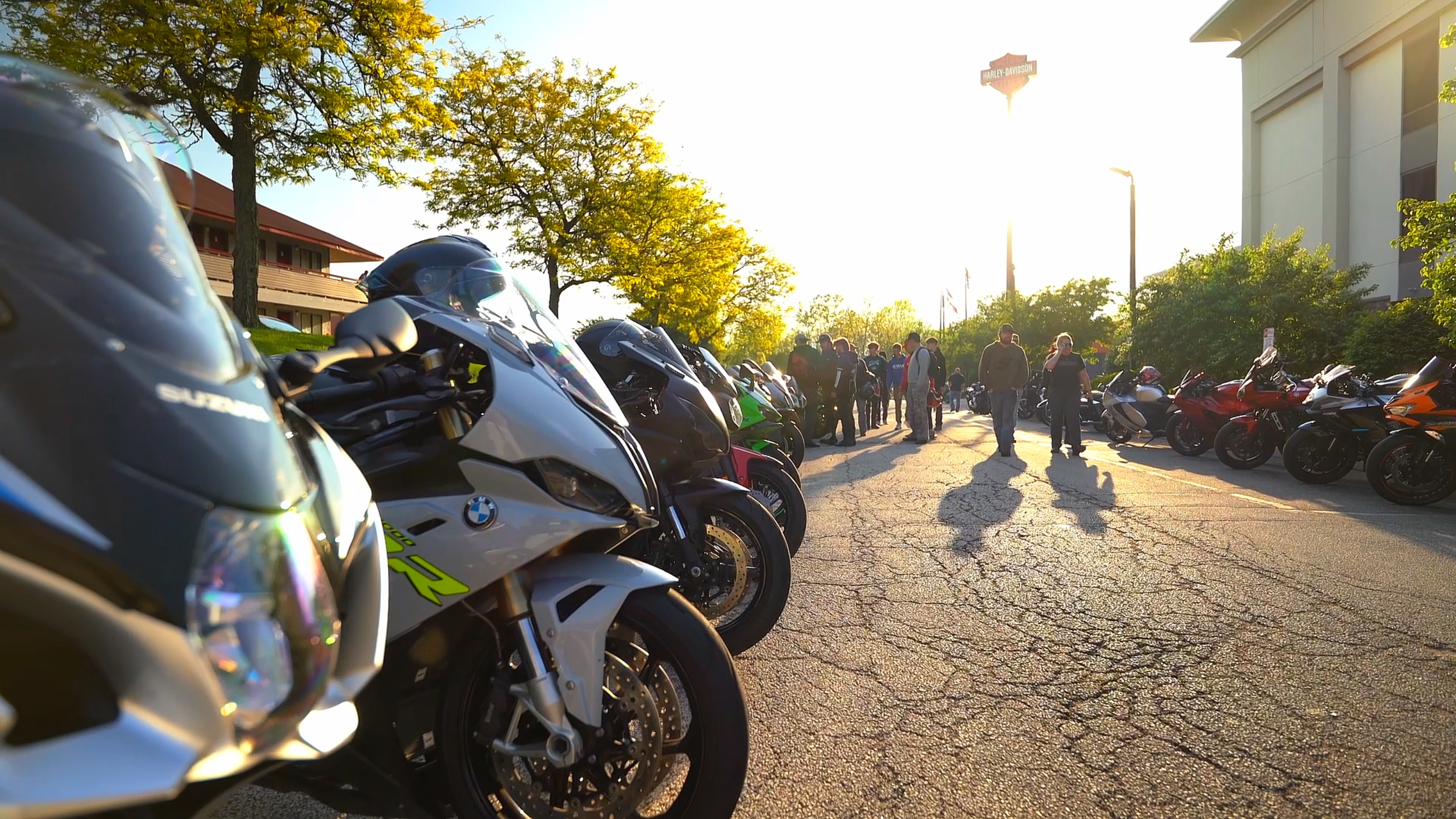 THE NEO SUPERSPORTS 2026 SEASON OPENER BIKE NIGHT! (1000+ BIKES!)