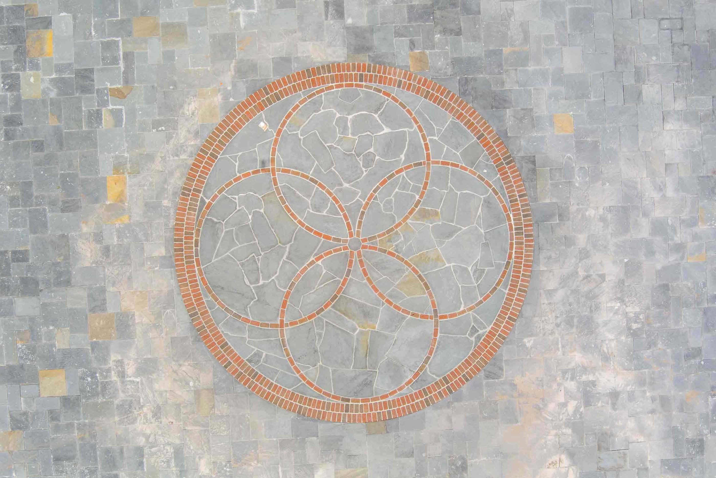AlhambraHall022.jpg