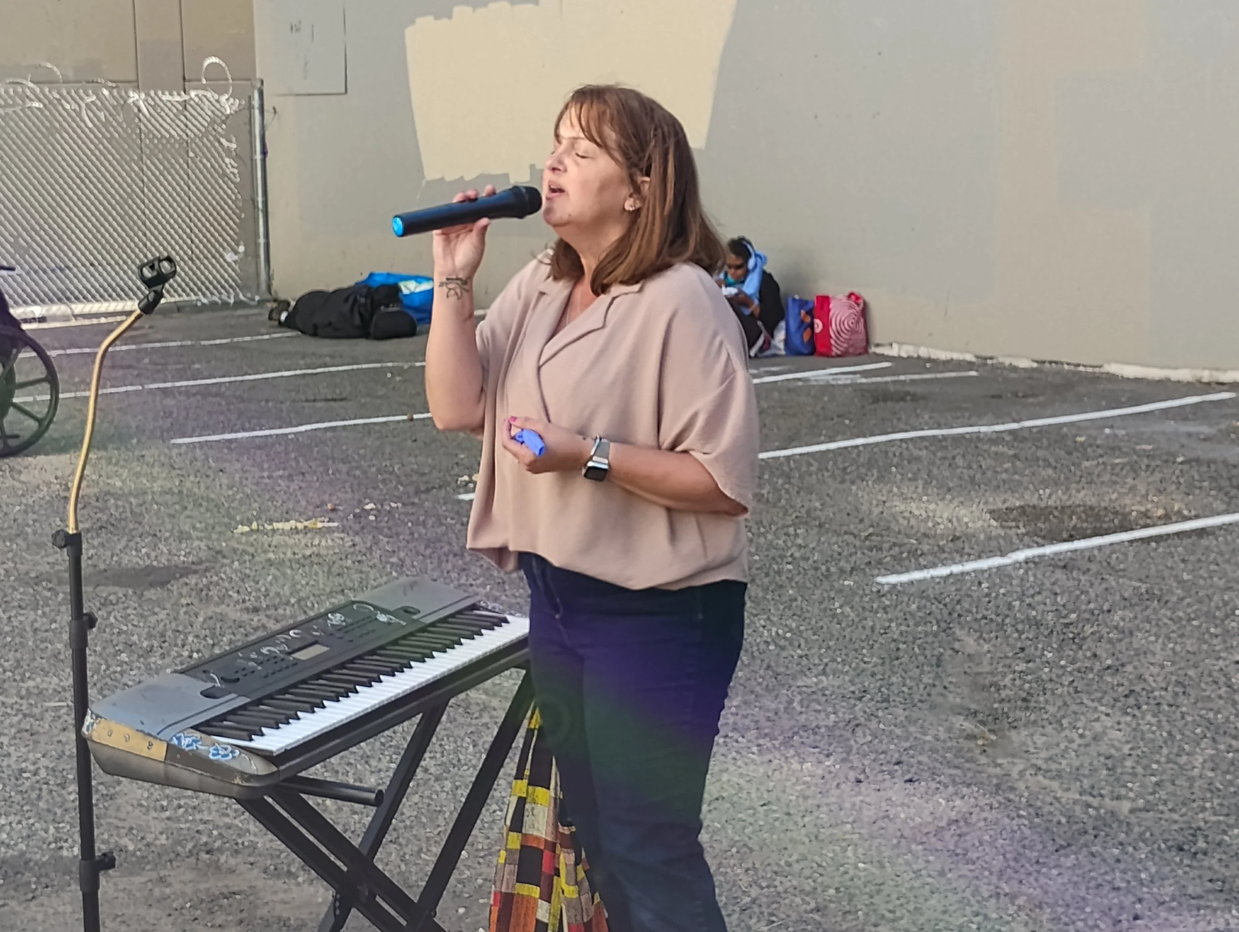 Worship 03.jpg